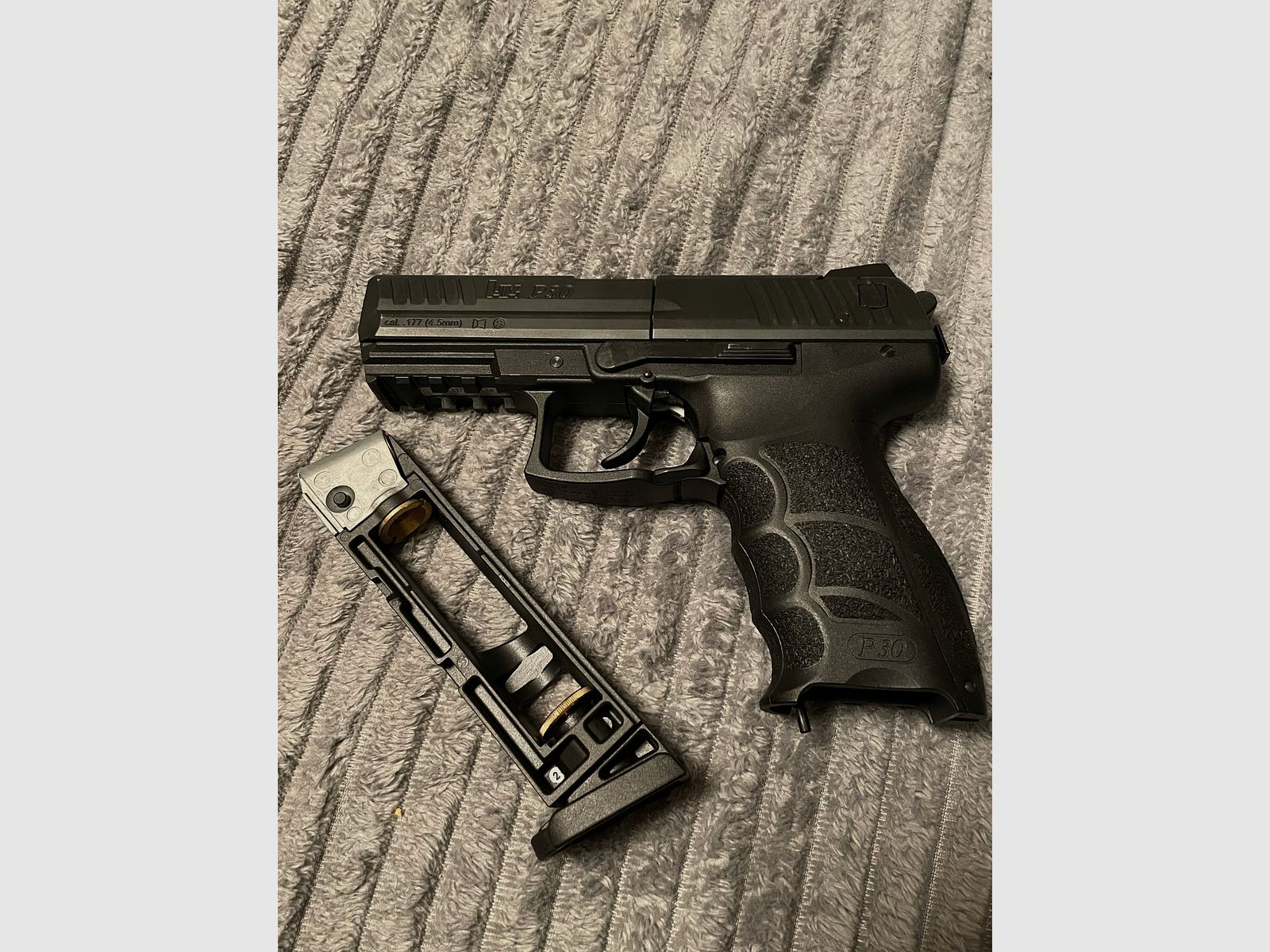 Umarex Heckler&Koch P30, CO2 4,5mm(.177 cal.) Diabolo & 4,5mm(.177cal.) BB