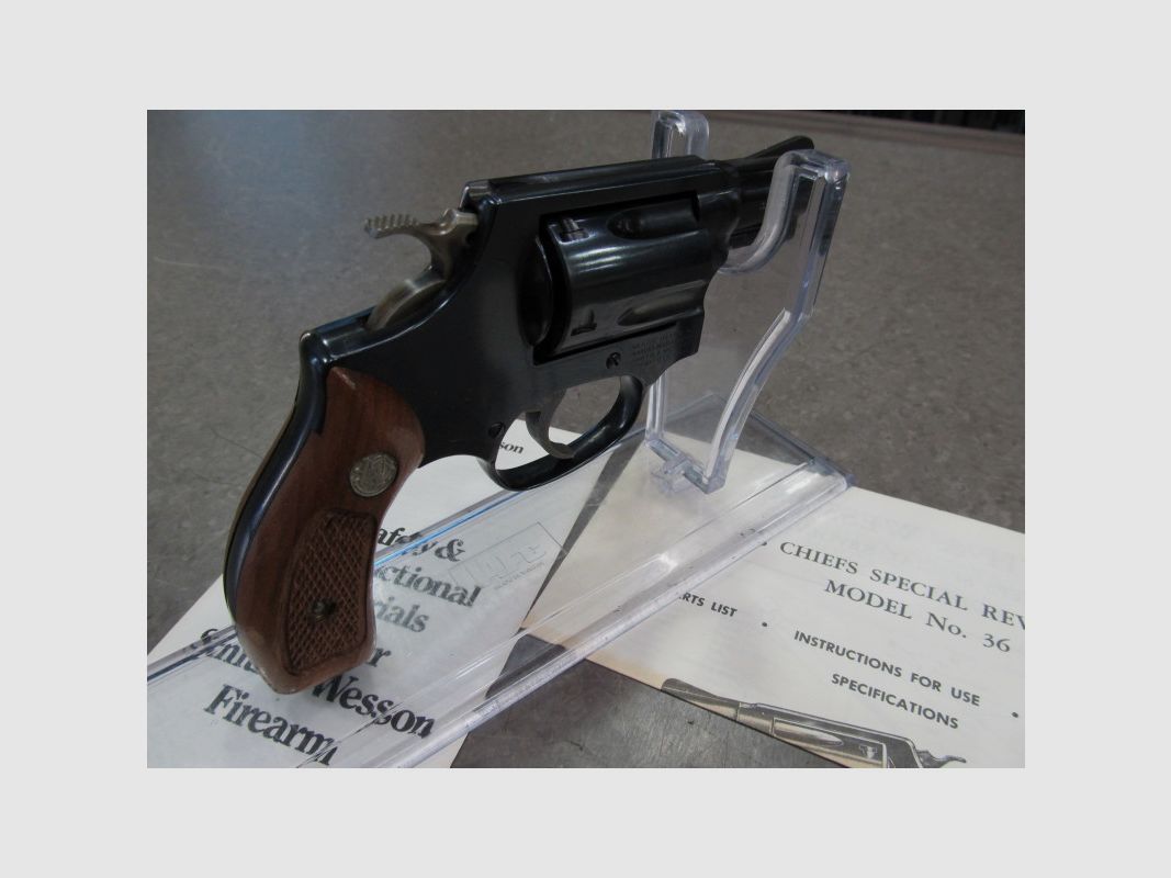 SMITH&WESSON 36 CAL .38 SPL used, image 4 of 7