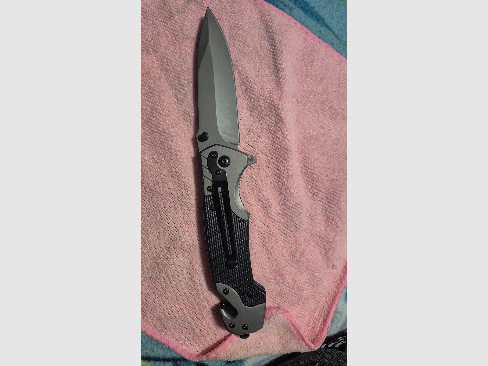 7 gobelets de tir 2 couteaux pliants 1 étui