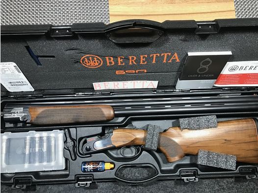 Beretta 690 Sporting Black cal. 12, 76 cm, as good as new with case & accessories!
