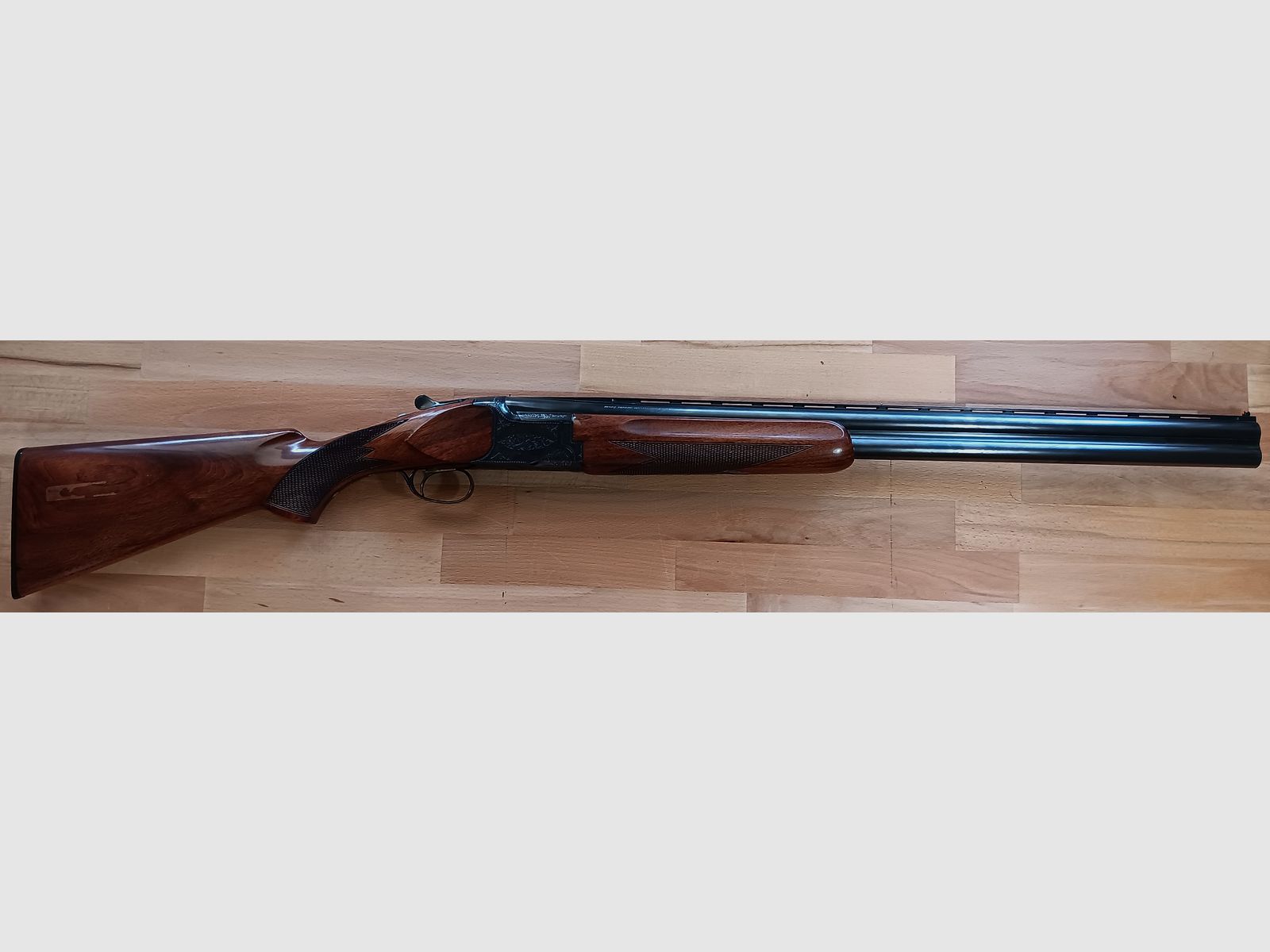 Anschütz Miroku con grilletto dorato versione da caccia con estrattori