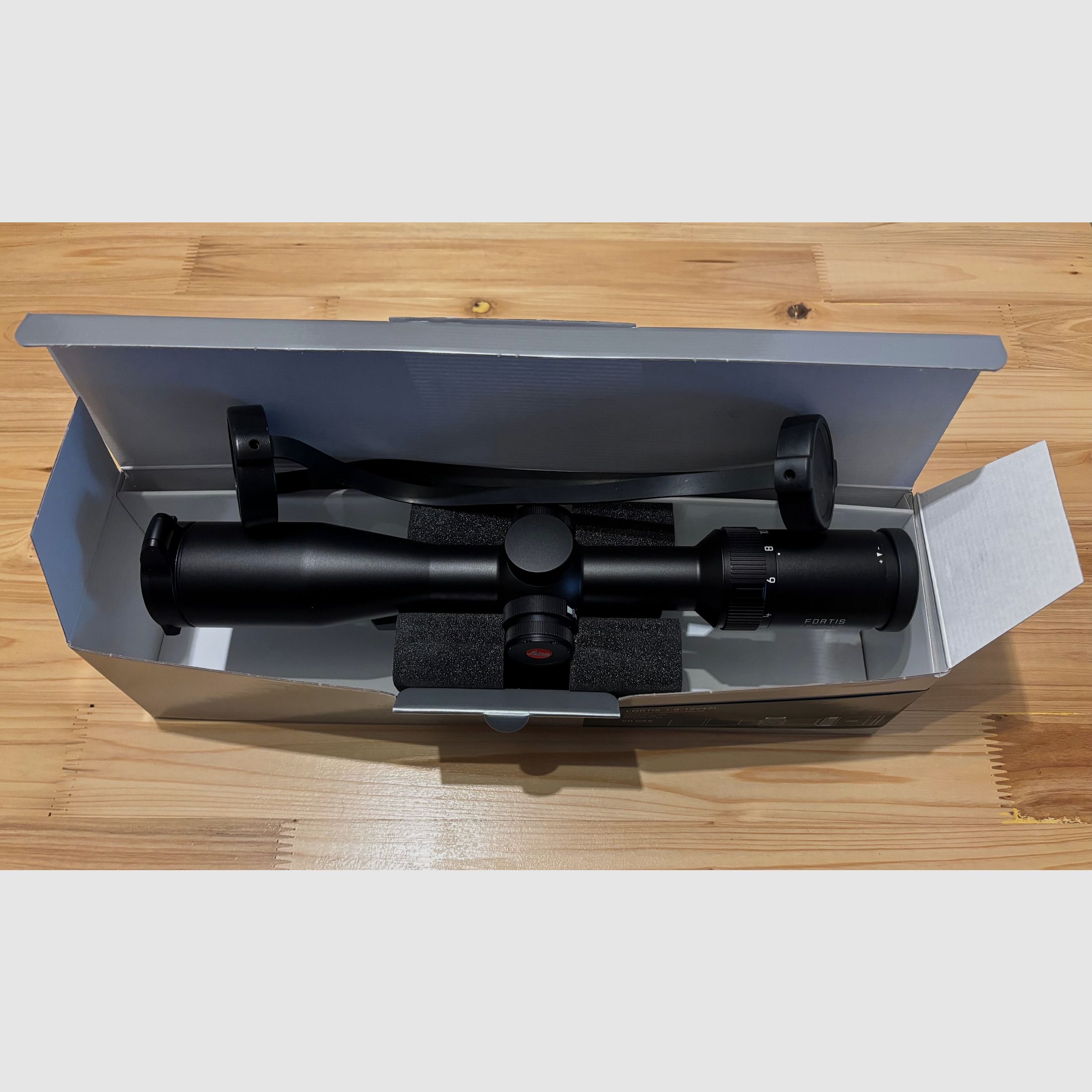 Leica Fortis 6 1,8-12x 42i inkl. Flip Cover