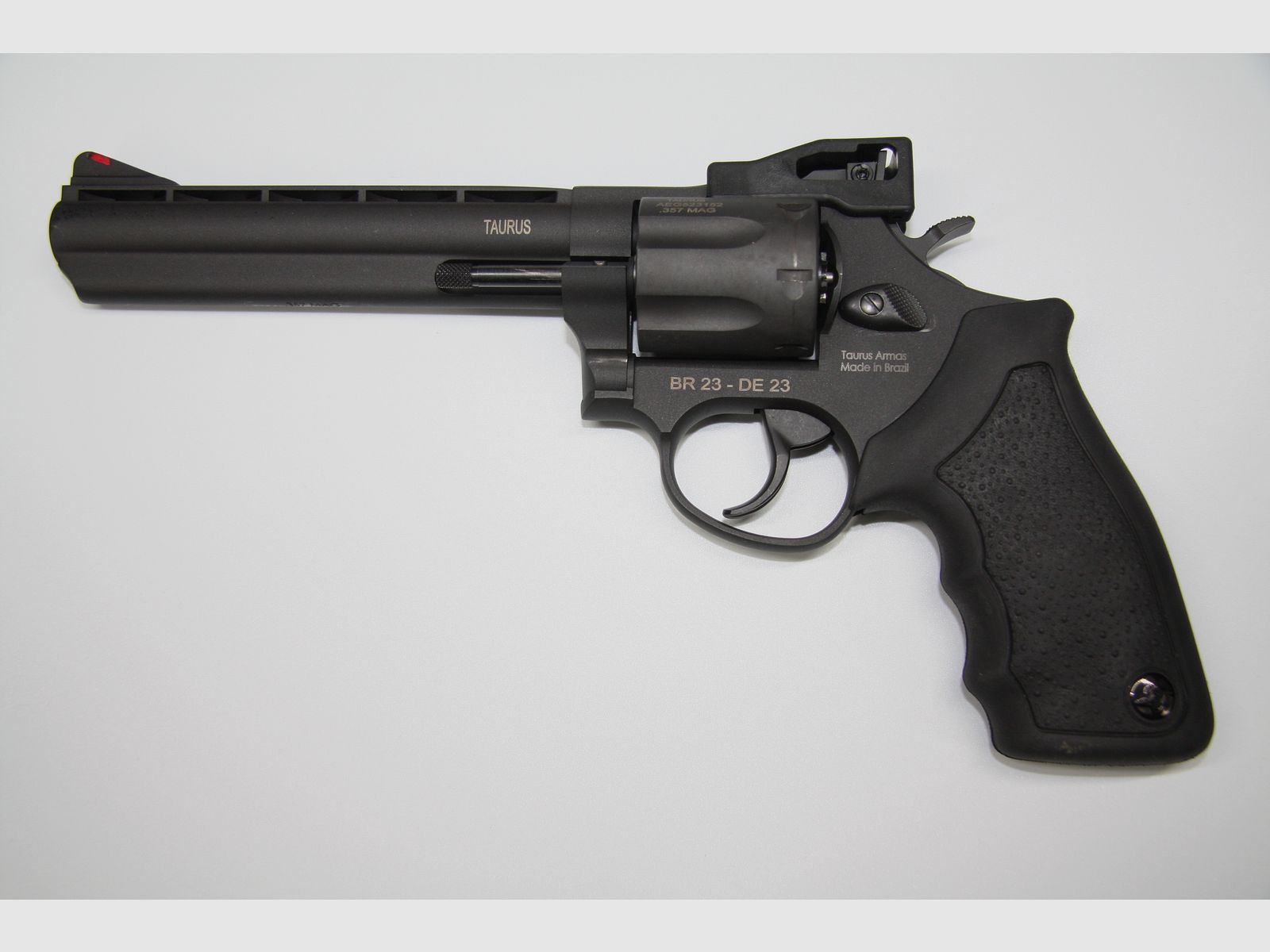 Revolver Taurus 689 in .357 Mag.