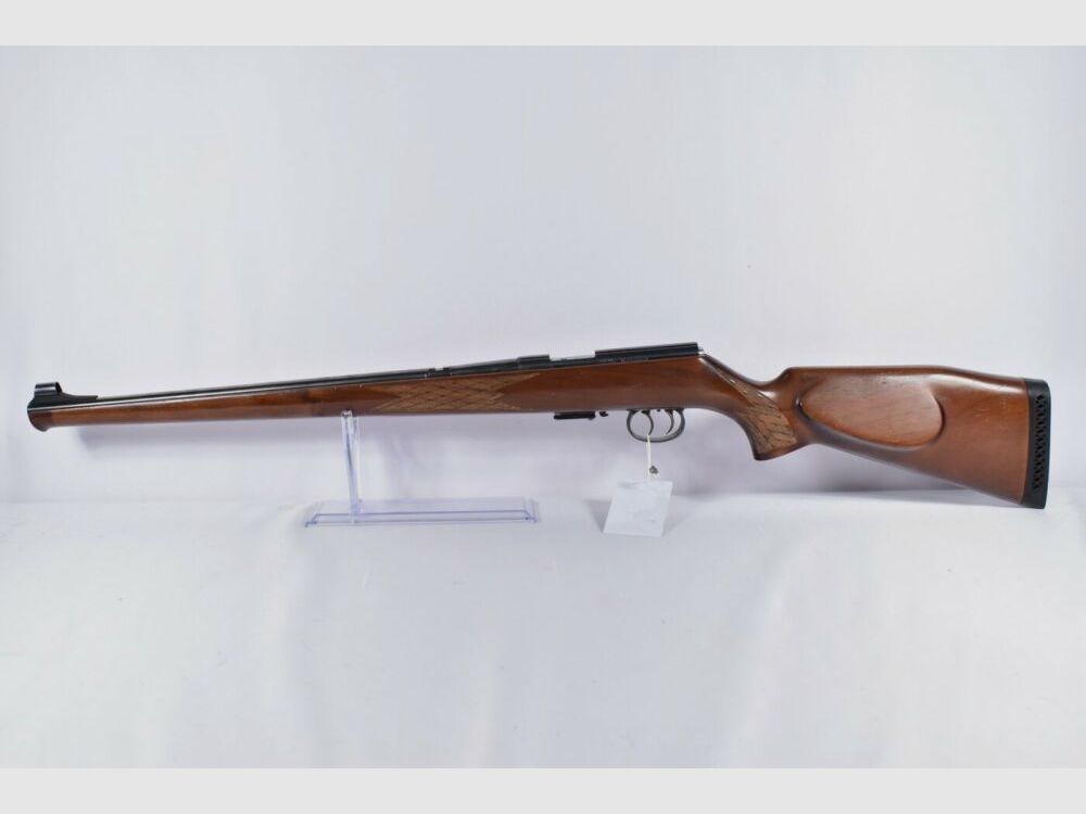 Anschütz 1518 .22WinMag carabine à répétition