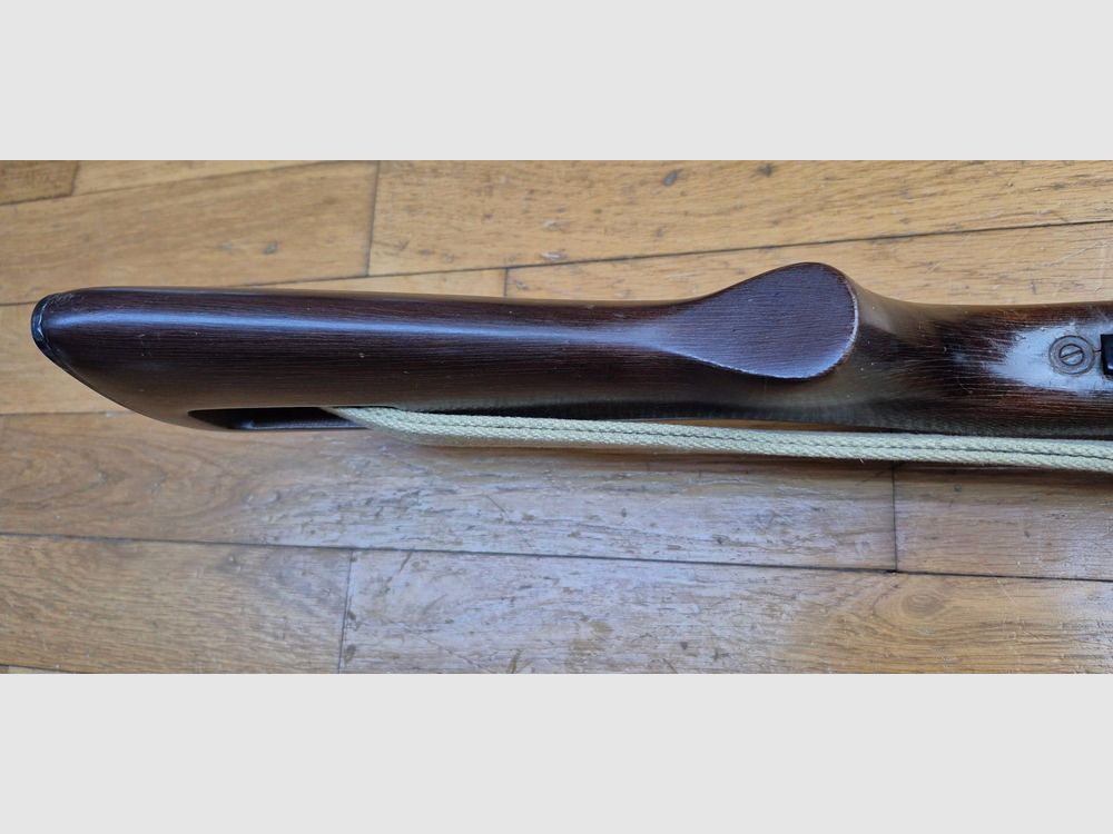 Zeer mooi ERMA model EM1 — Duitse replica van de USM1 — Kal. .22 LR — Wapen uit 1977 niet meer zeer goed bewaard — Perfecte mechanica en spiegelloop — 10-schots magazijn — Amerikaanse militaire riem — Gegarandeerd plezier op de schietbaan — TBE+/TBE++, afbeelding 10 van 30