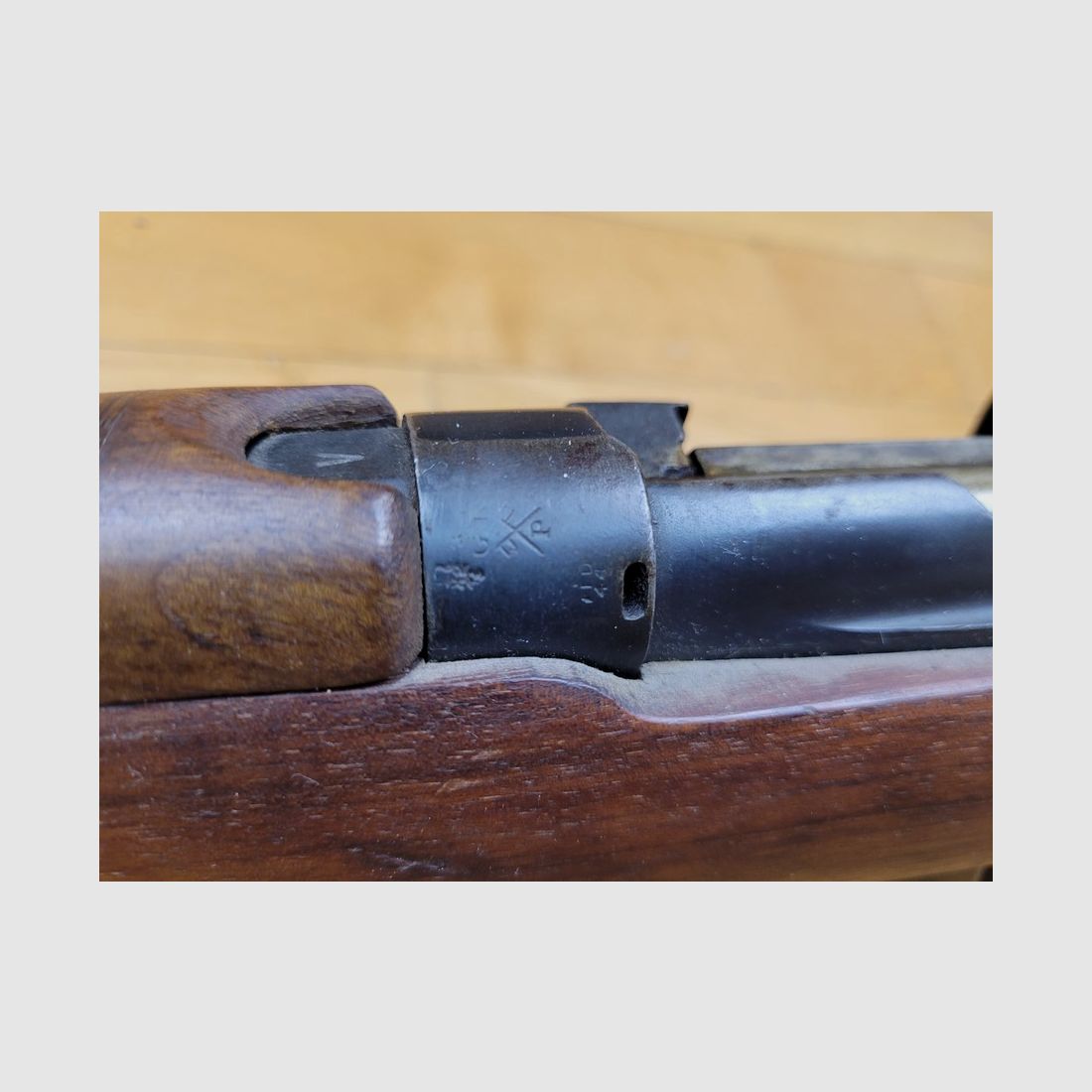 Sehr gutes englisches Gewehr Lee Enfield MKIII (*) – gute Verarbeitung B.S.A von 1916 – Originalkaliber 303 Brit. – Gewehrriemen – Magazin im Modell – sehr guter Zustand, Bild 27 von 30