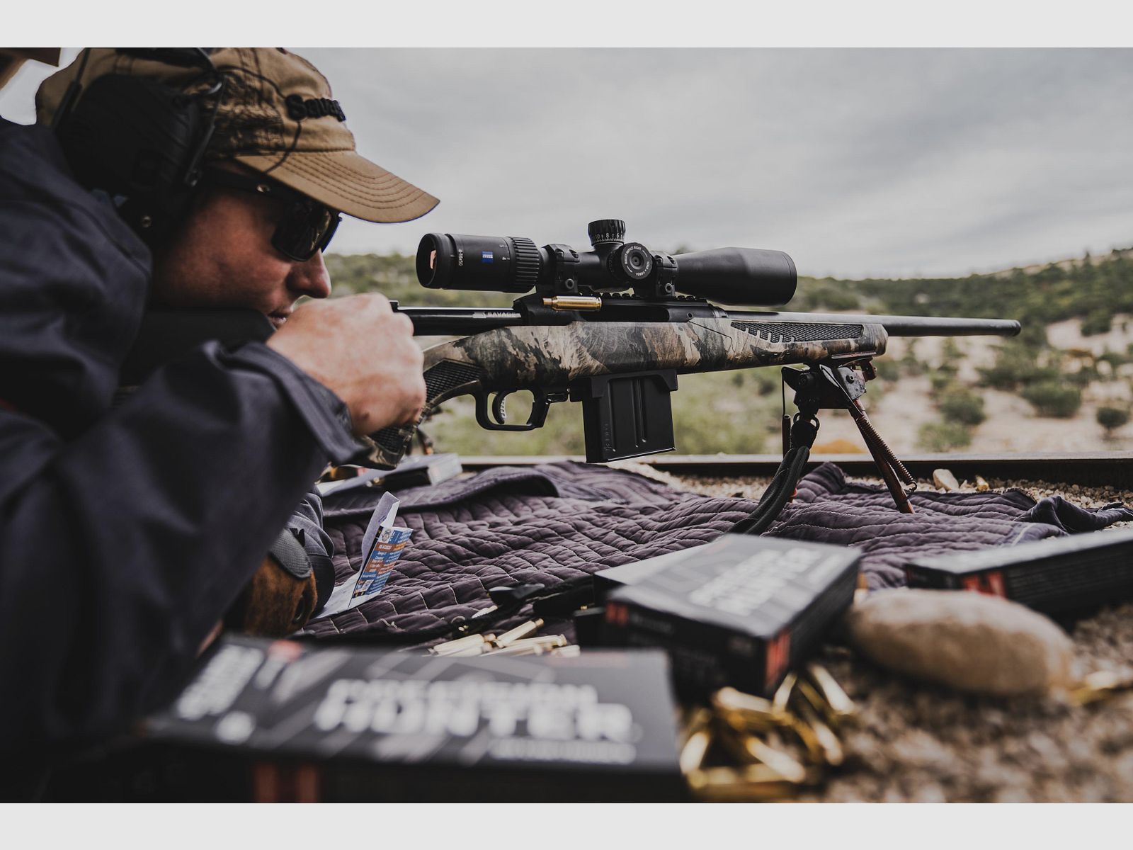 Savage Firearms Impulse Predator 20"/51cm .243Win. Straight-pull rifle with threaded barrel