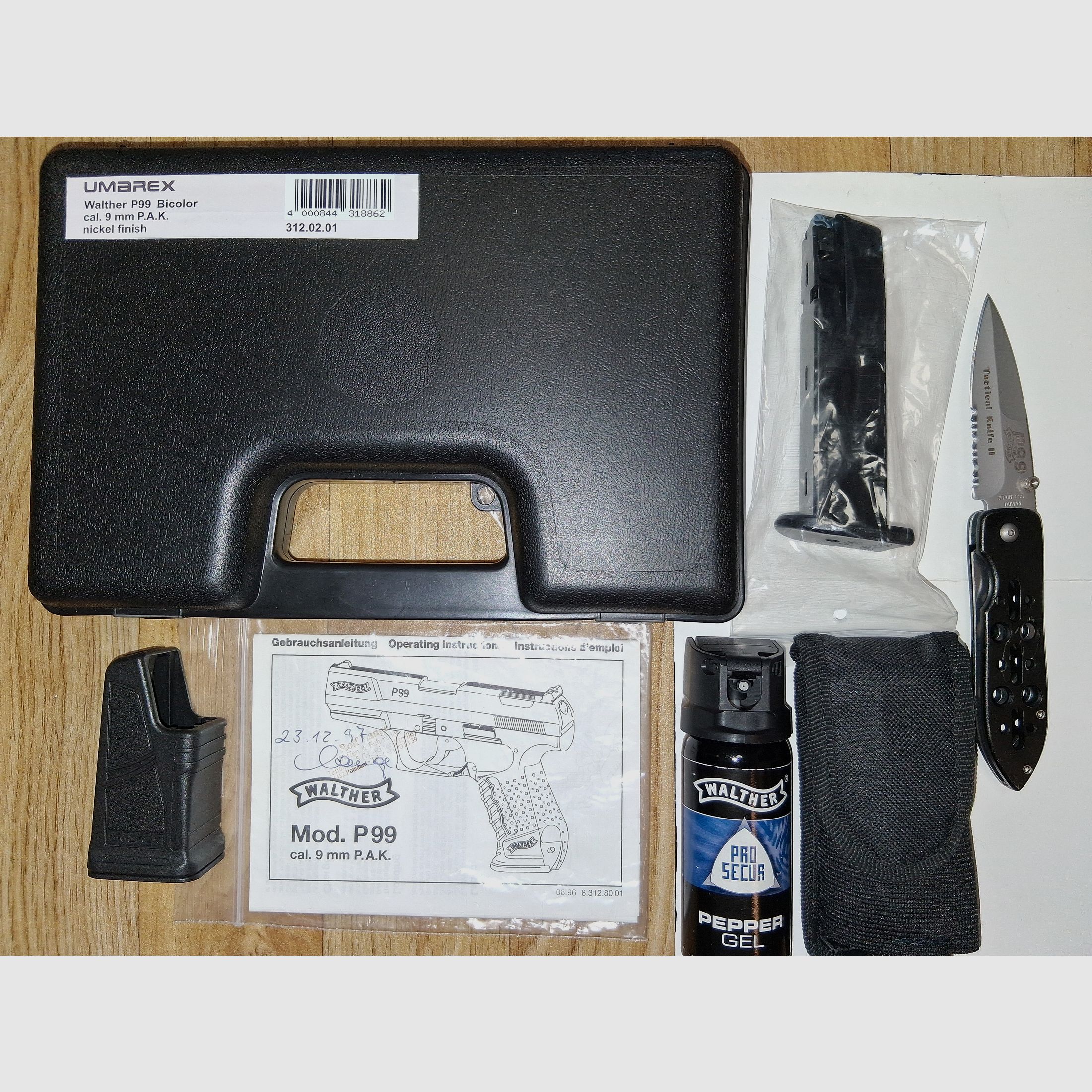 Sammler aufgepasst! Walther P99 bicolor PTB-637 (neuwertig, ungeschossen), 2 Magazine + Walther Zubehör