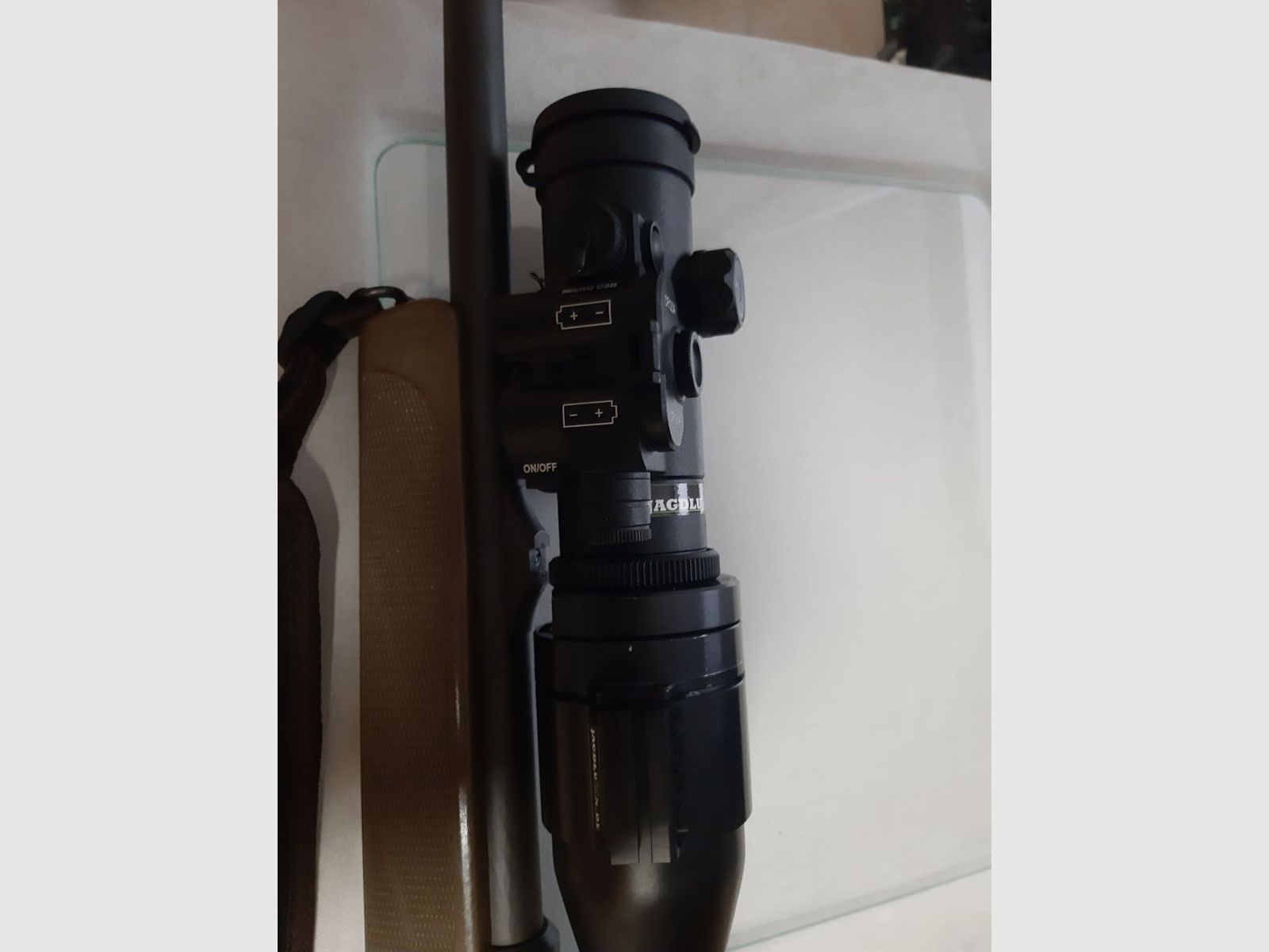 Dipol D400 DNS digitales Nachtsichtgerät inkl. präzise Jagen Adapter - wie Pulsar