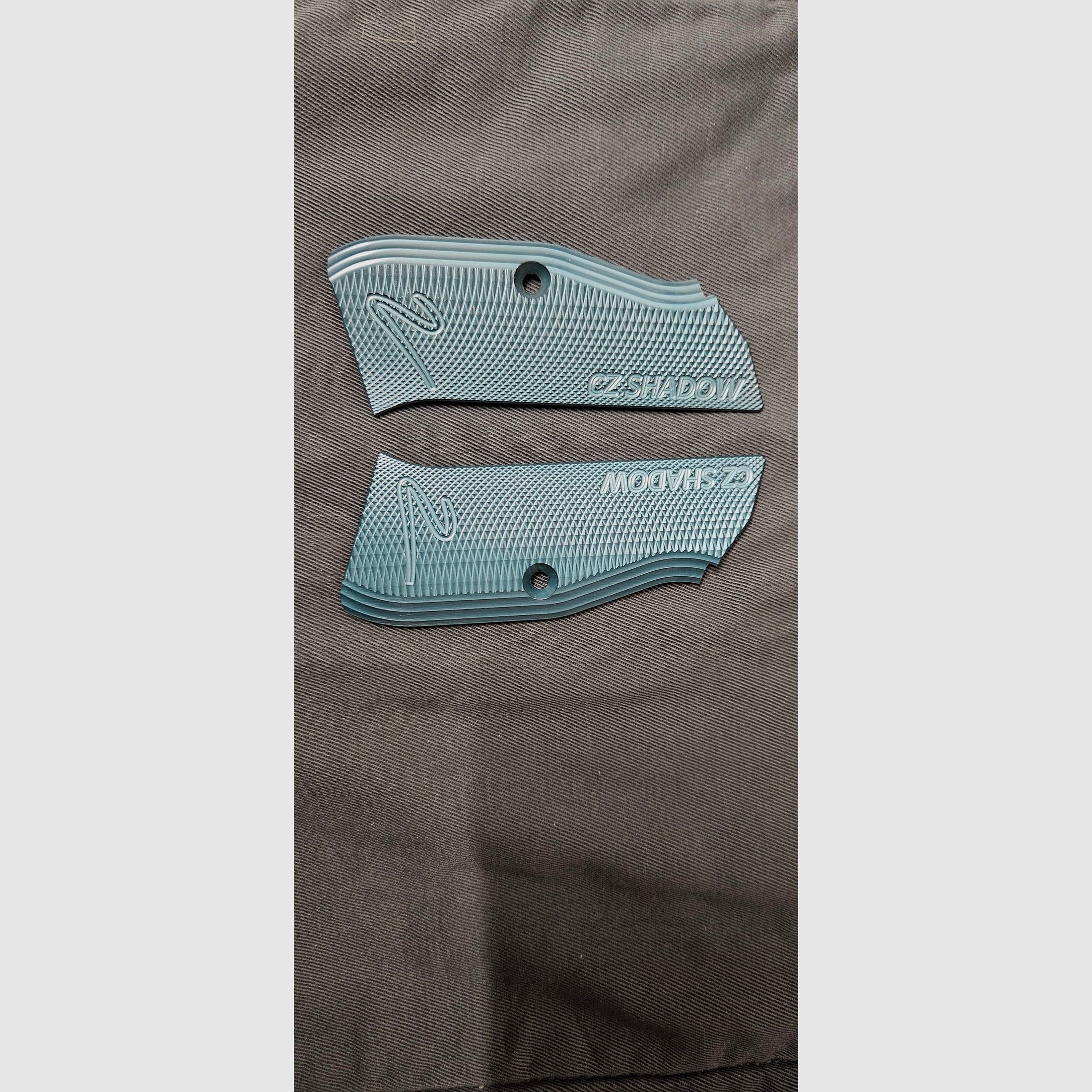 CZ Shadow 2 originale Alu Griffschalen