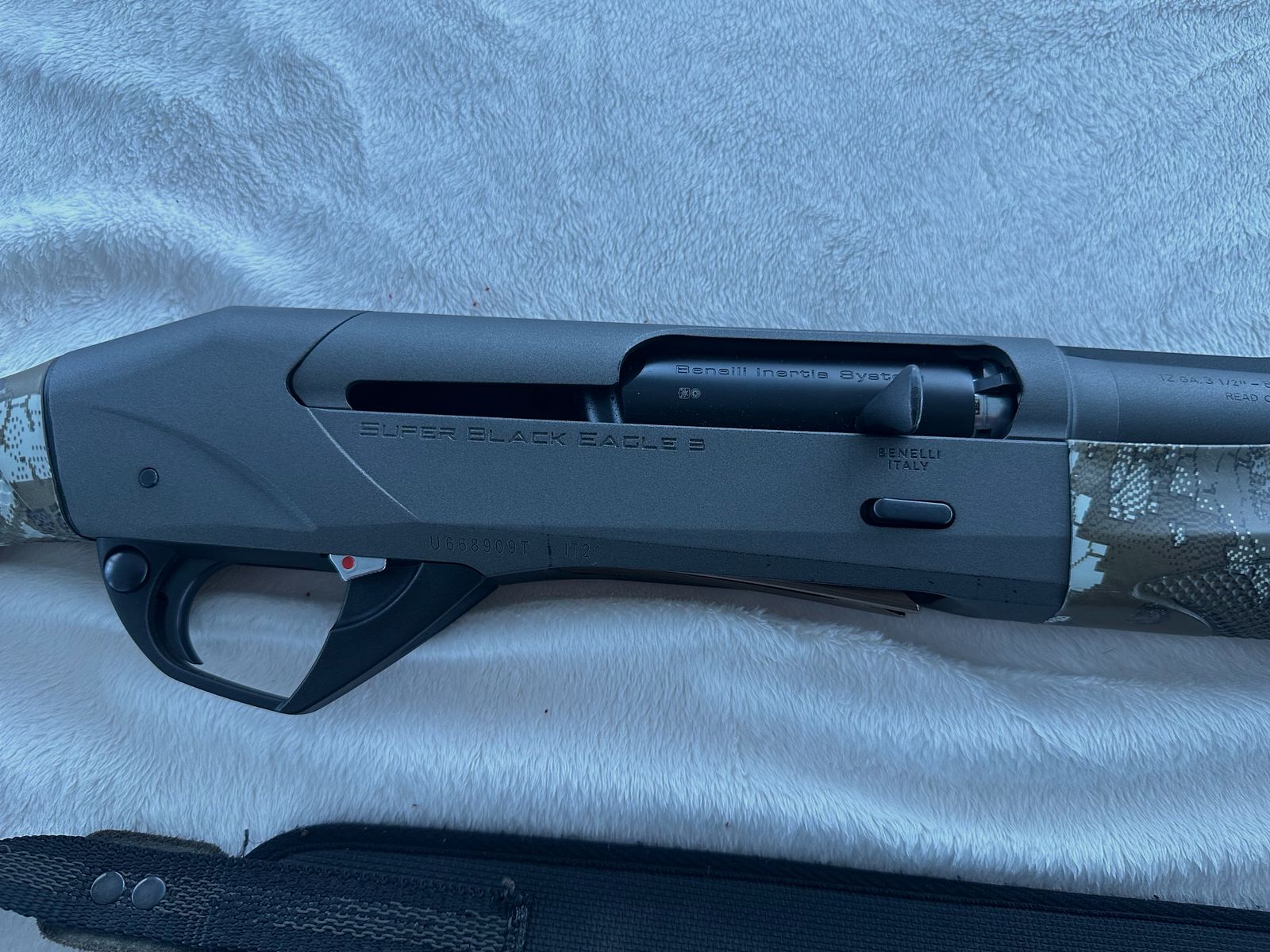 Benelli Super Black Eagle 3 - Cerakote Tungsten - Rarität - Selbstladeflinte in 12/70 - 12/76 - 12/89 - NEUWERTIG !