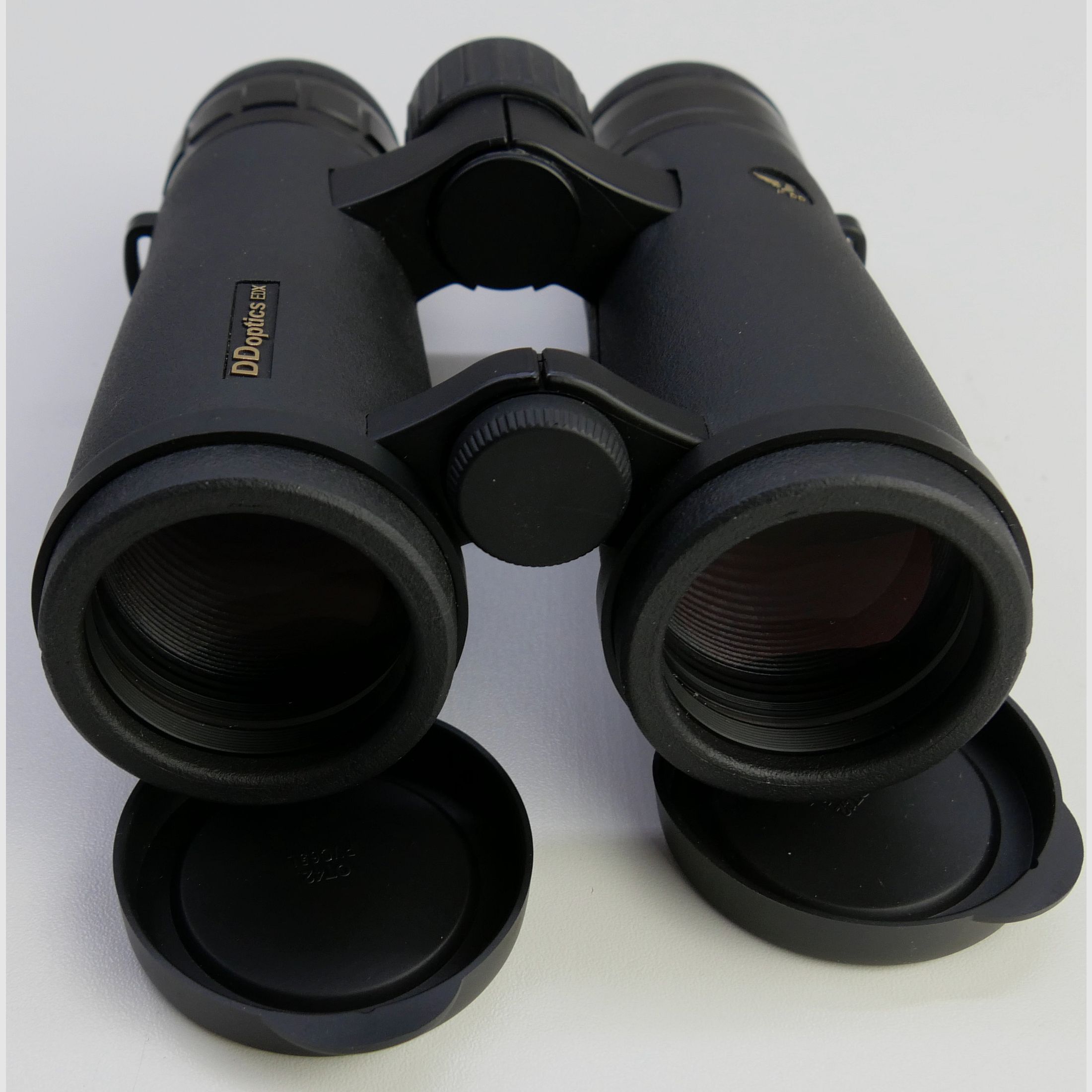 Expositor DDoptics prismáticos EDX 8x42-073