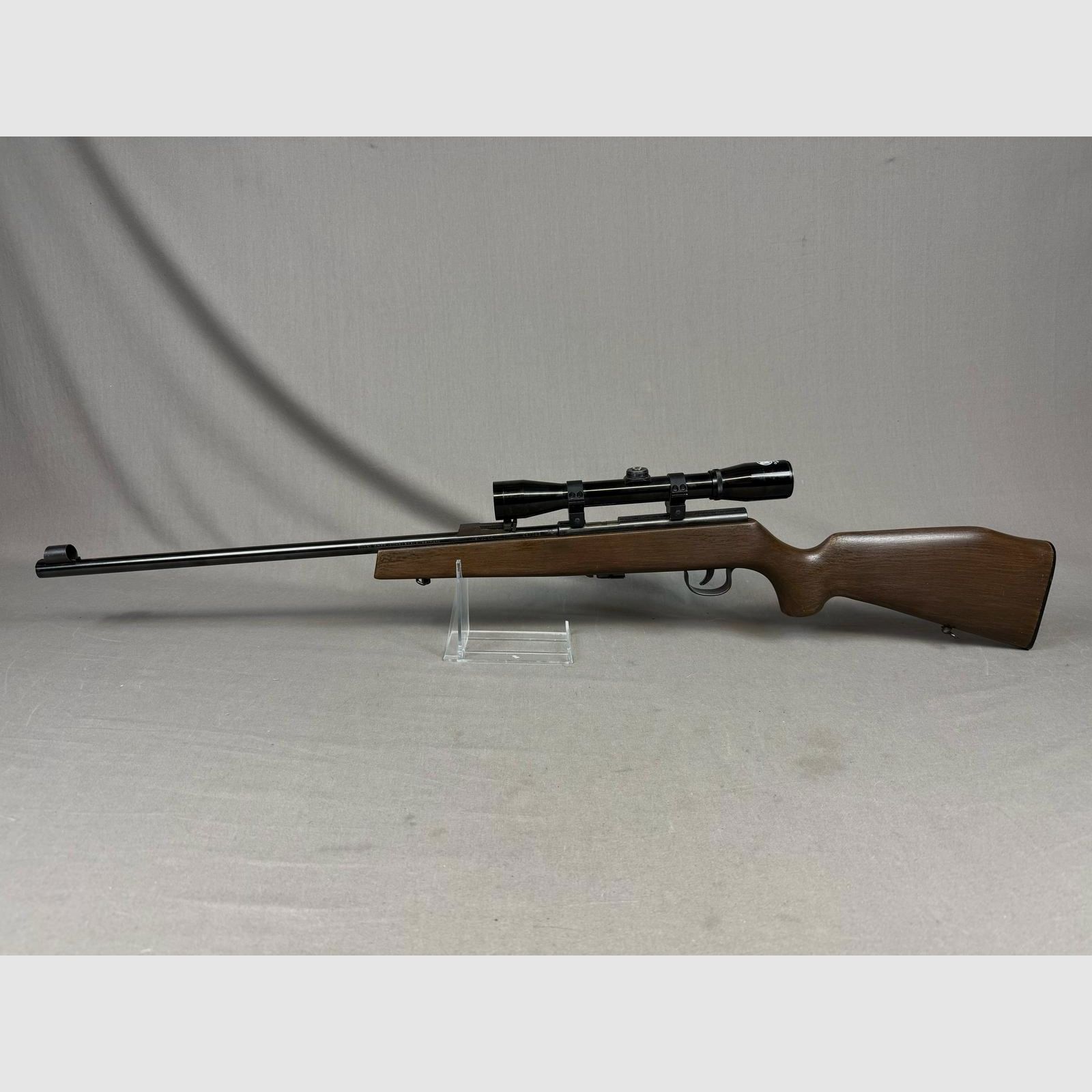 Voere Repetierbüchse in  .22 lr