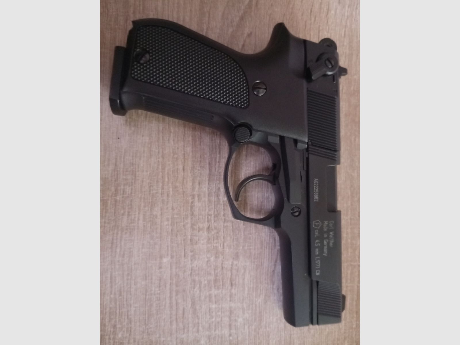 Walther CP88 mit Rotpunkt