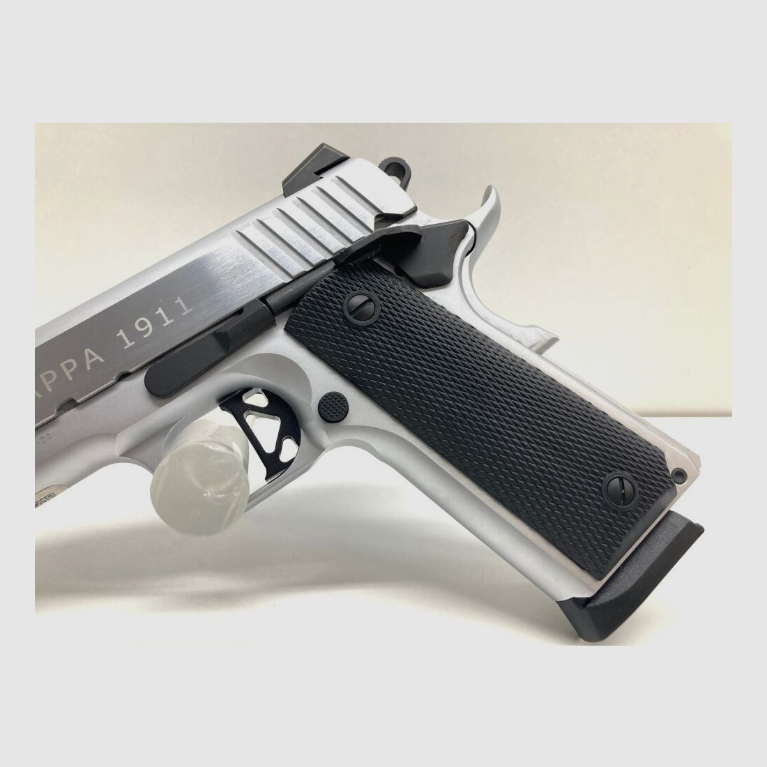 CHIAPPA 1911 Superiore Cromo 5" - Waffen Friedrichs