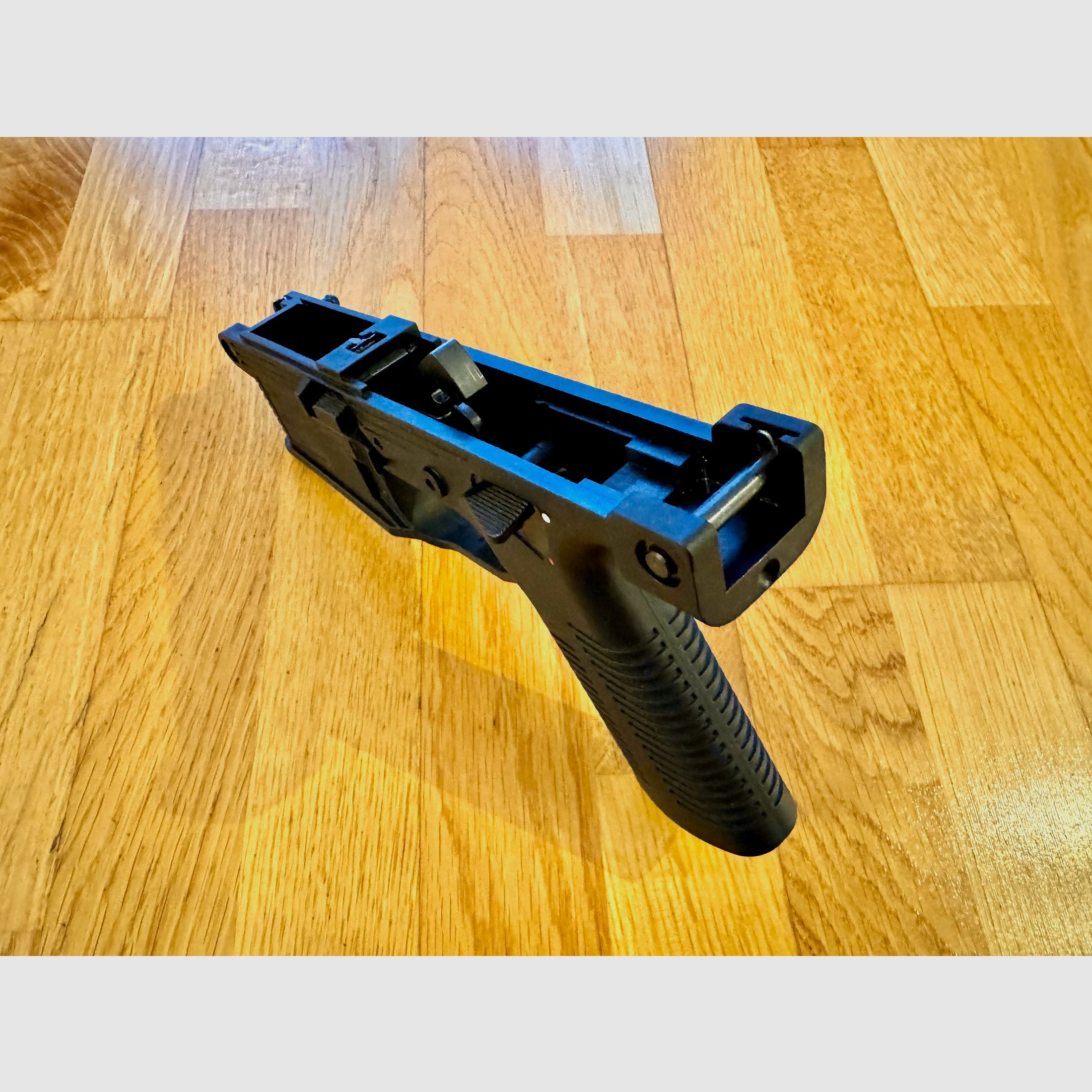 BT APC 223 / APC 300 Griffstück - Lower Receiver