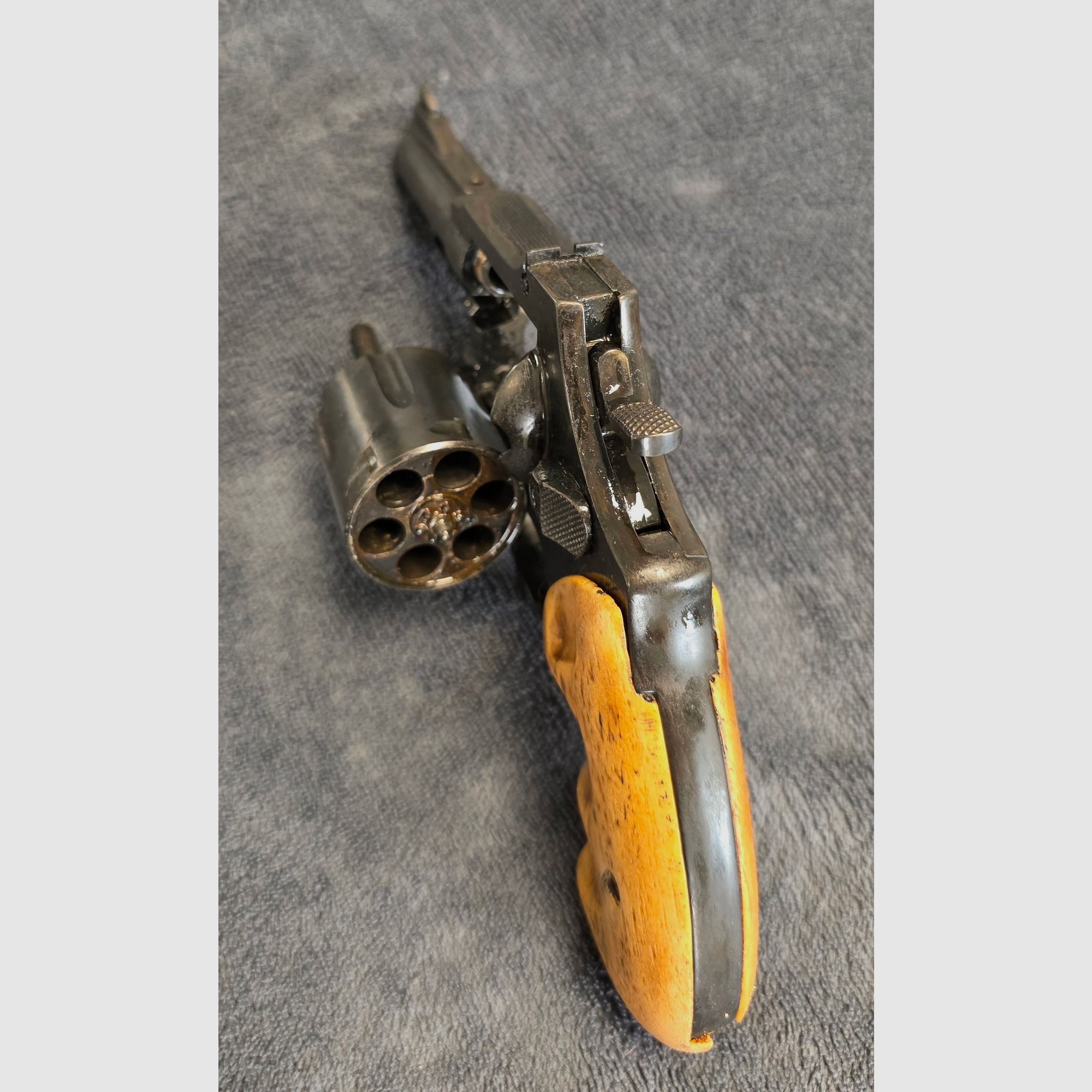 Revolver HS38 , .38 SPEZIAL