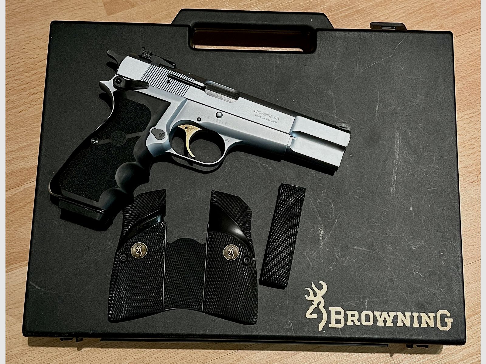 Browning FN High Power Silverchrome ORIGINAL & NEW absolute RARITY (not SIG 210, Korriphila, Korth, Manurhin, Brüner CZ, Tanfoglio, Target Champion, S&W, Colt, Walther, Customshop)