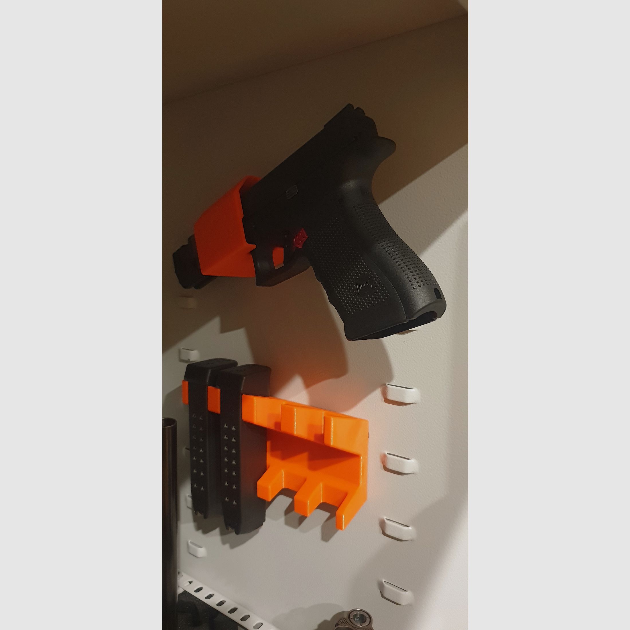 Glock17 Gen.4, mit Timney Tuningabzug, zwei Magazinen und Zubehör