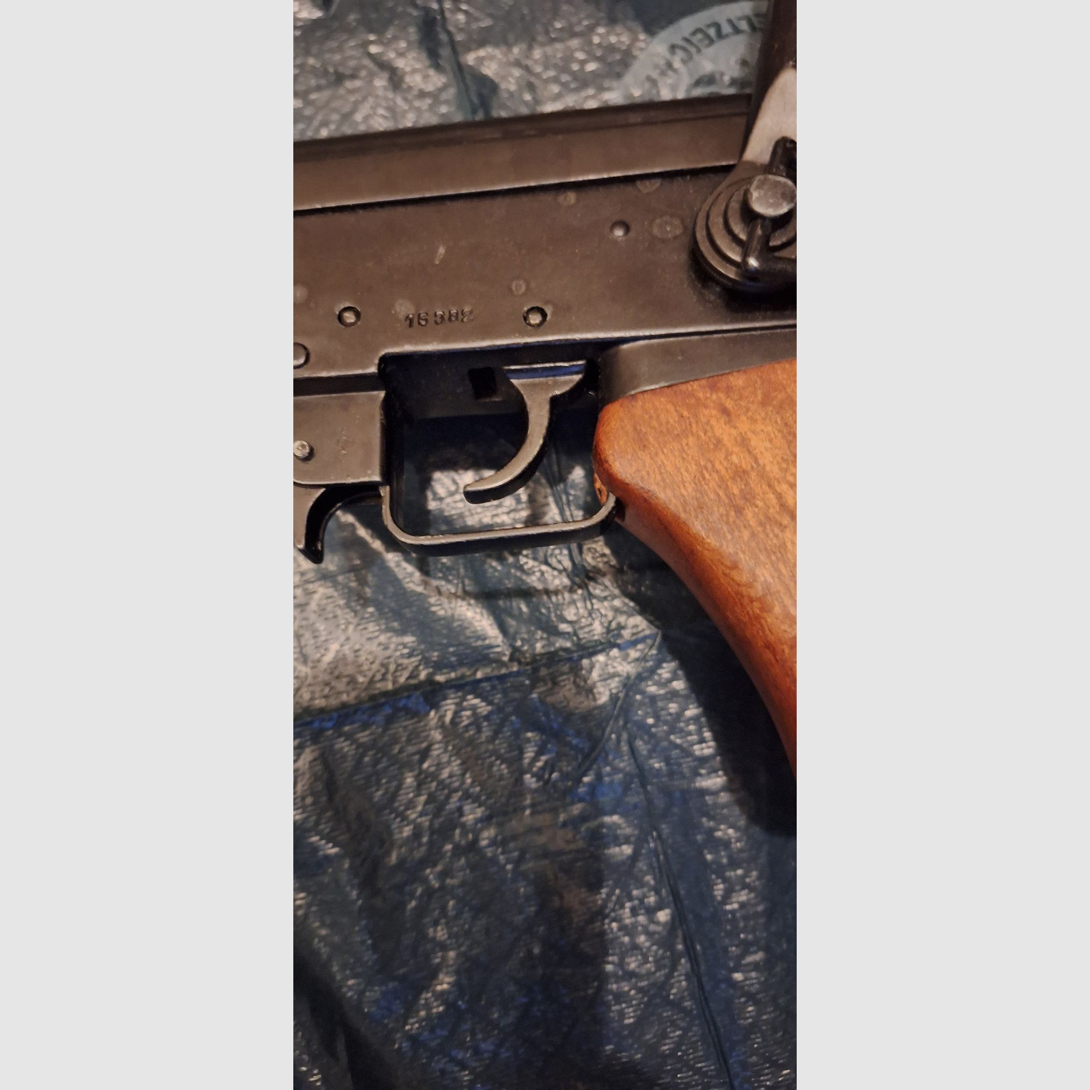 Kalaschnikow AK-47 Replika – guter Zustand, mit Gebrauchsspuren – 150 € VB