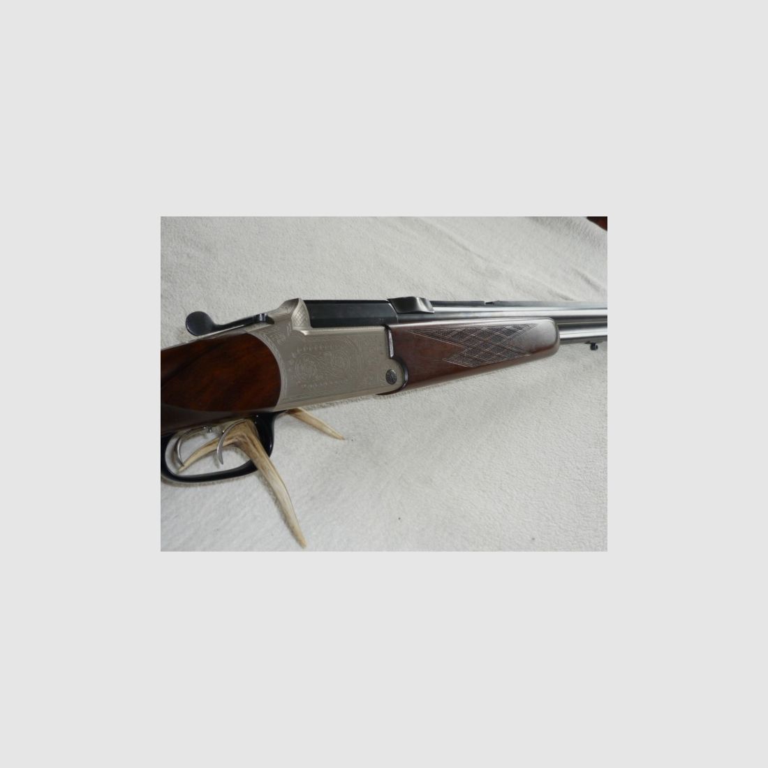 Blaser BBF 700 z zestawem matryc RCBS