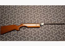 Luchtgeweer Haenel Suhl Modell 300 met sportstock