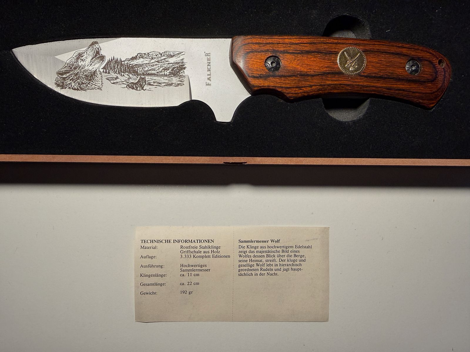 Falkner couteau de collection, Wolf