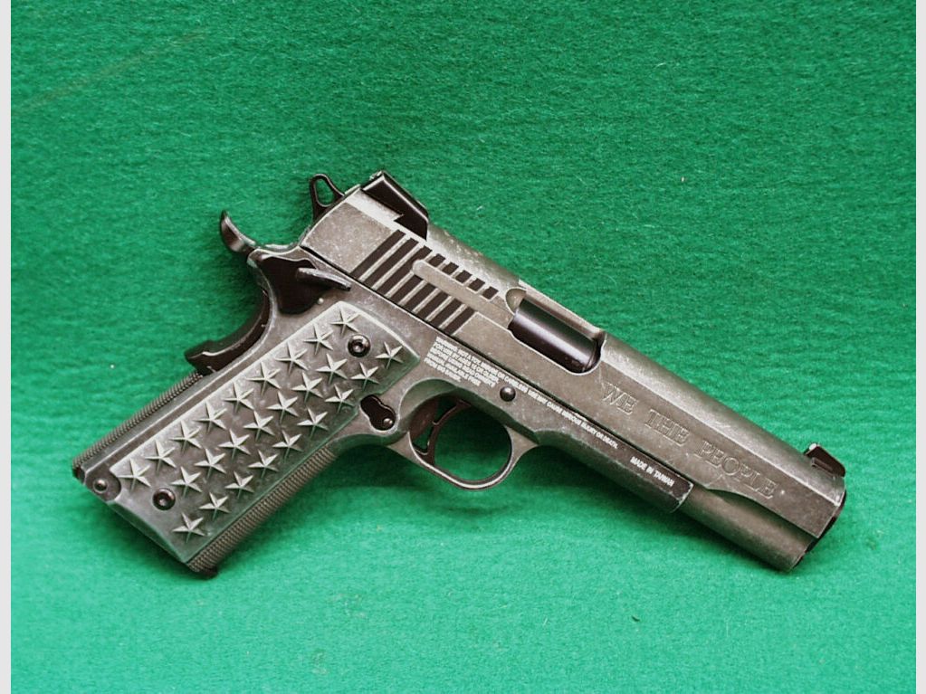 Sig Sauer	 1911 CO2 Pistole