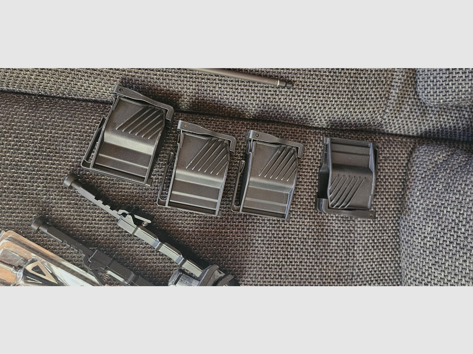 Siege 300 + cargador + bolsa + mucho accesorio