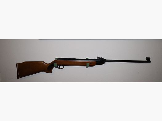 Diana 35 de l'année 1968 avec beaucoup de pression mais en dessous de la limite autorisée de 230 m/s