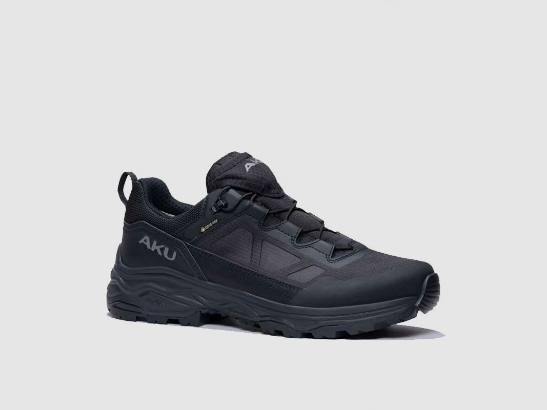 SHOES – AKU – 675 SENTINEL LOW GTX | 052 Black, image 1 of 6