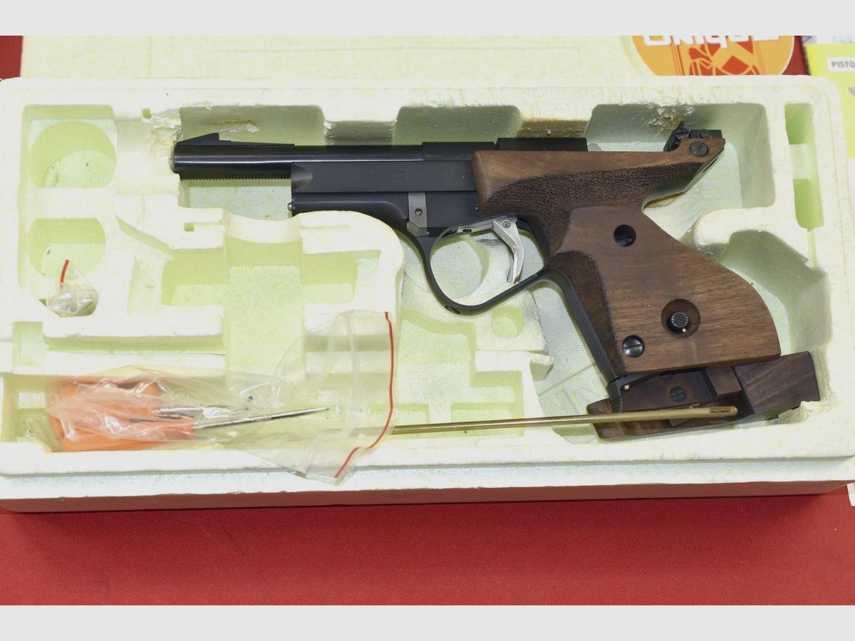 #7997 DES/69-U Pistool, kal. .22lr, afbeelding 2 van 22