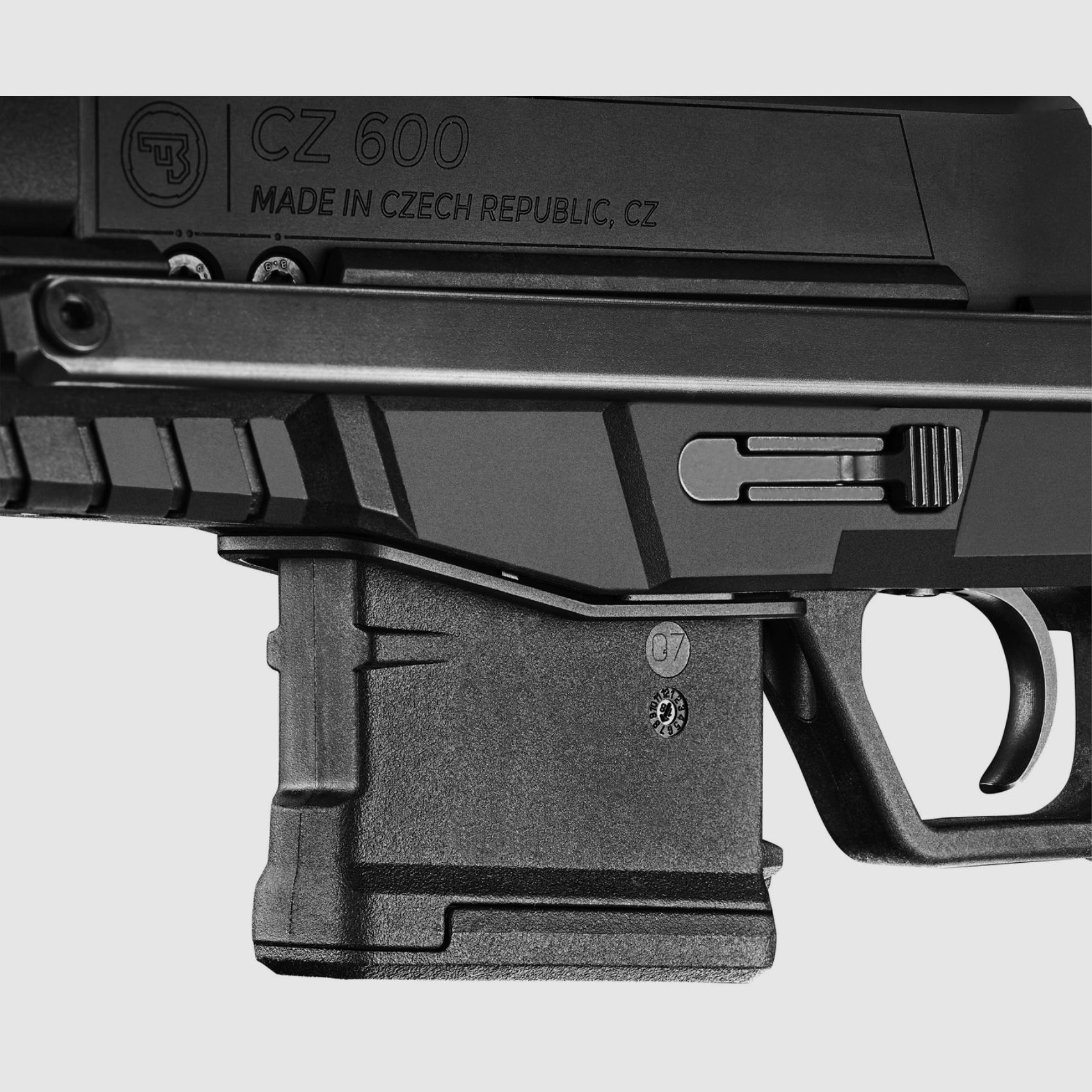 CZ 600 Trail Repetierbüchse .223 Rem. mit Teleskopschaft M-Lock System 412mm LL