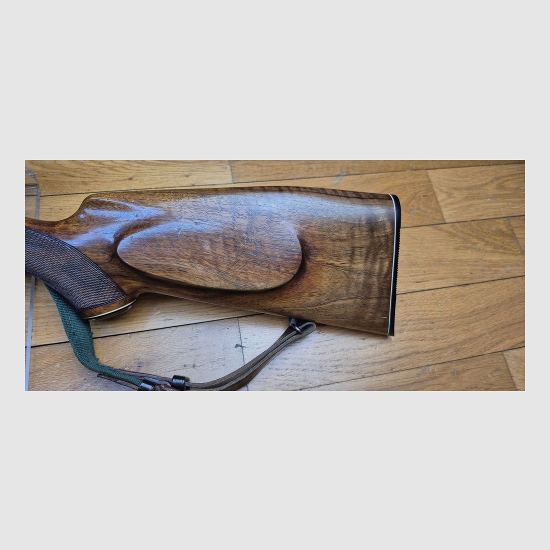 Sehr schöne Jagdgewehr Krico 700 Jagdmatch — Kal. .222 Rem — Herstellung Kriegeskorte in Stuttgart — Deutscher Stecher — Hensoldt Wetzlar Diatal 4X32 auf 100% Stahl-Turm-Montage — Sehr schöner Nussbaumholz hoher Grad — Exzellente Mechanik — Exzellenter Abzug — Sehr schöner Lauf fast neu – TBE/TBE+, Bild 29 von 38