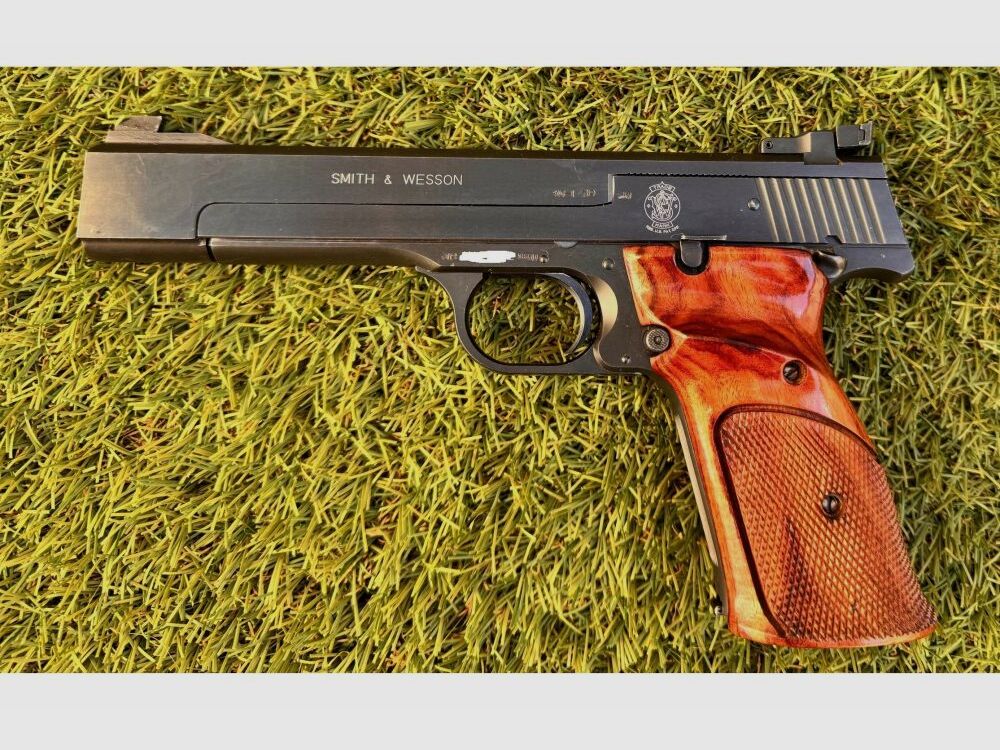 Smith & Wesson Model 41 .22lr