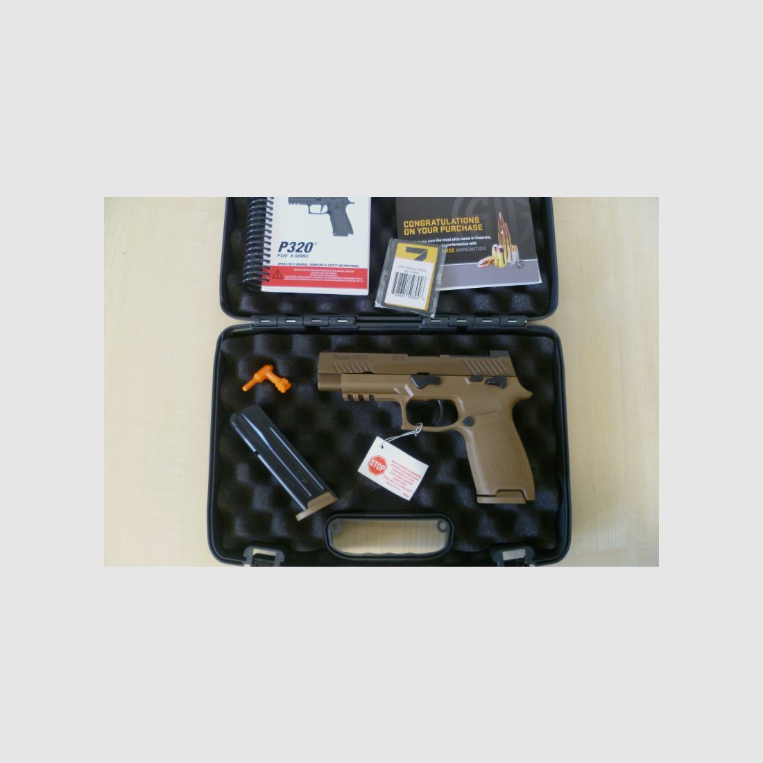 Pistole SIG Sauer P320 M17 Coyote 9mm Luger