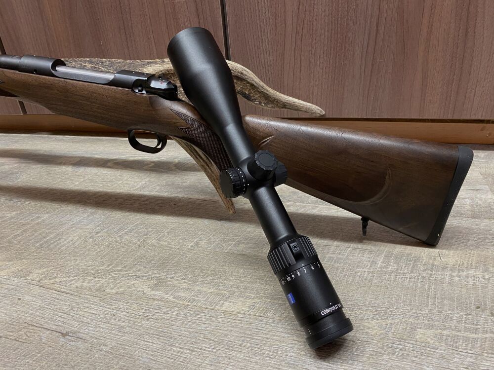 Mauser M12 Pure, con Zeiss Conquest V4 3-12x56