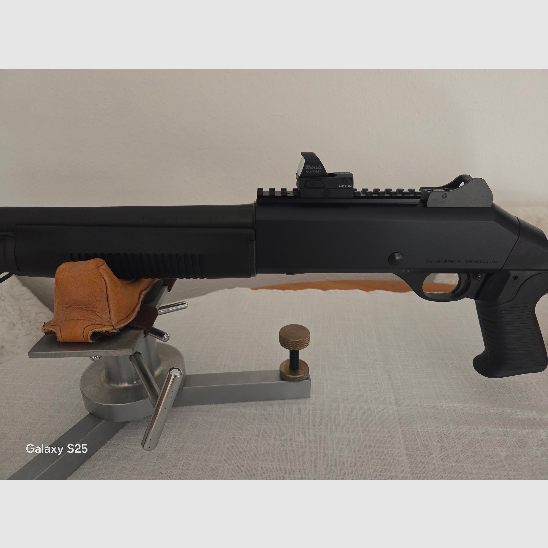 Verkaufe : Benelli M4 mit Schubschaft ! Wie neu... oder tausch/Inzahlungnahme..