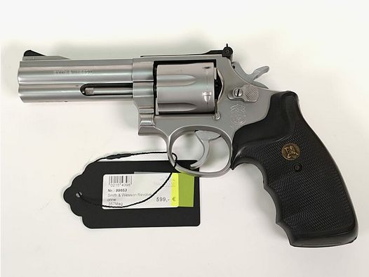 Smith & Wesson 686
