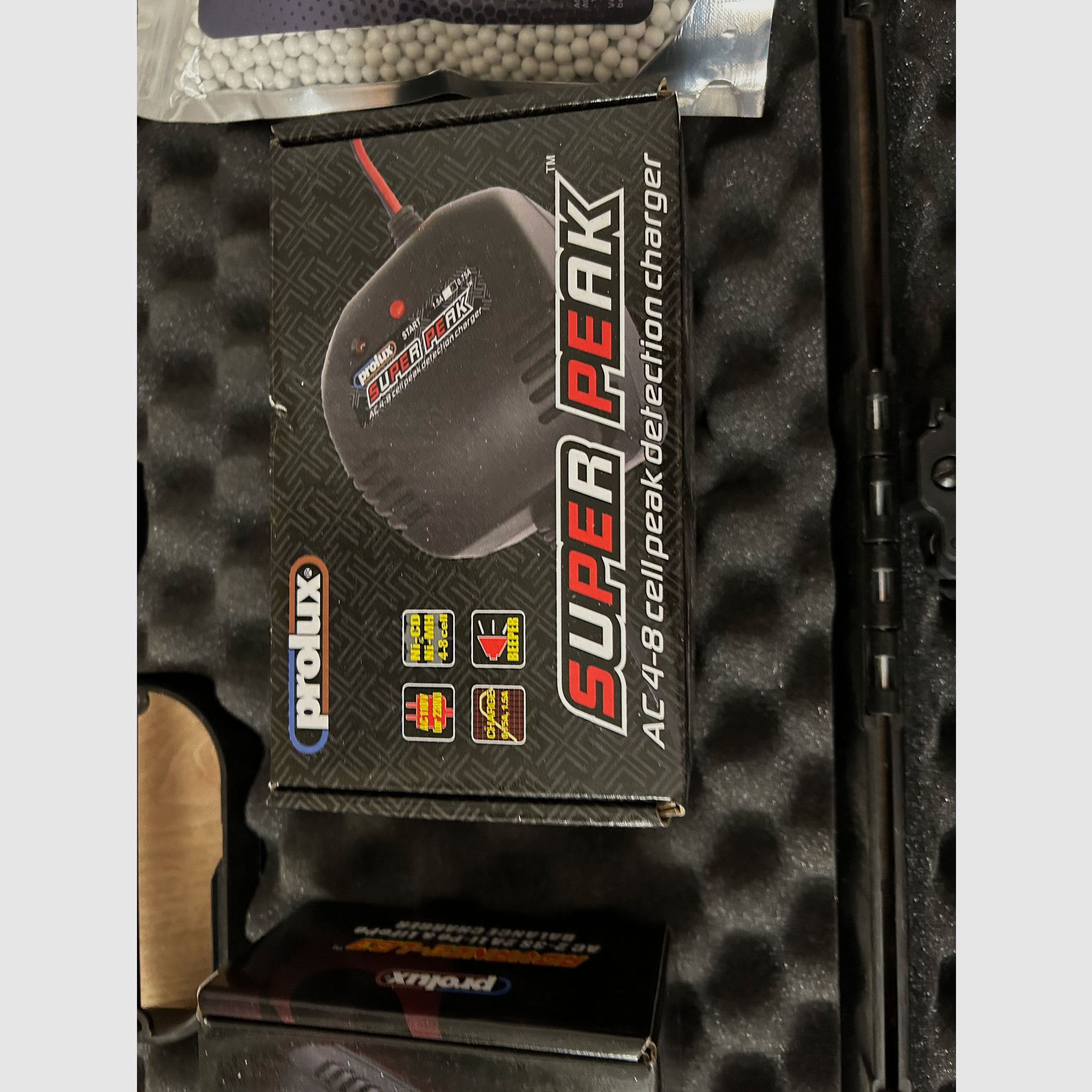 Karabin softair z pistoletem i akcesoriami