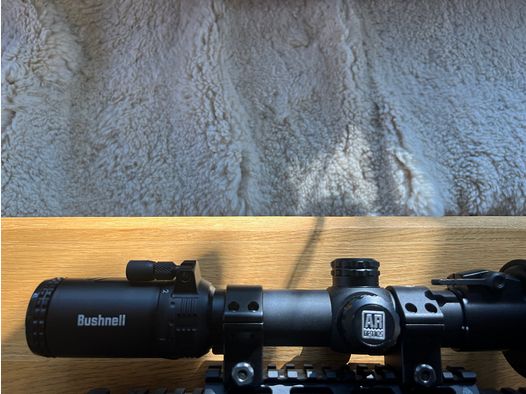 Bushnell AR-Optik 1-8x24 mm