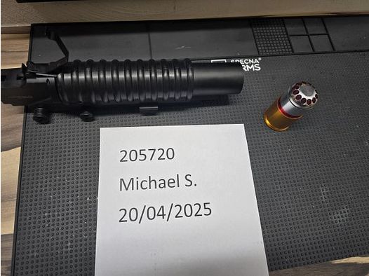 S&T M203 inkl. Granate