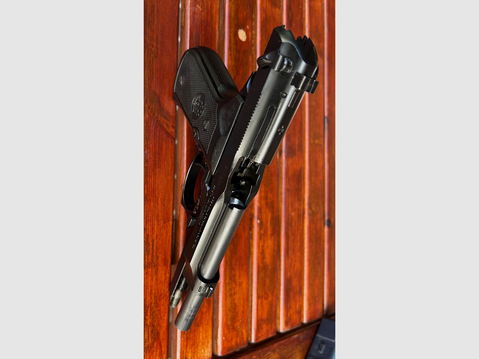 Pistolet Beretta 92 FS Brigardier