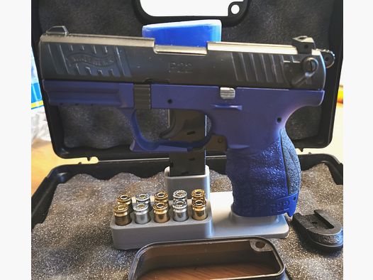 Reserviert! Walther P22 9mm P.A.K. Frei ab 18 Jahre guter Zustand  PTB 778 , Blue Star schon lange Ausverkauft !