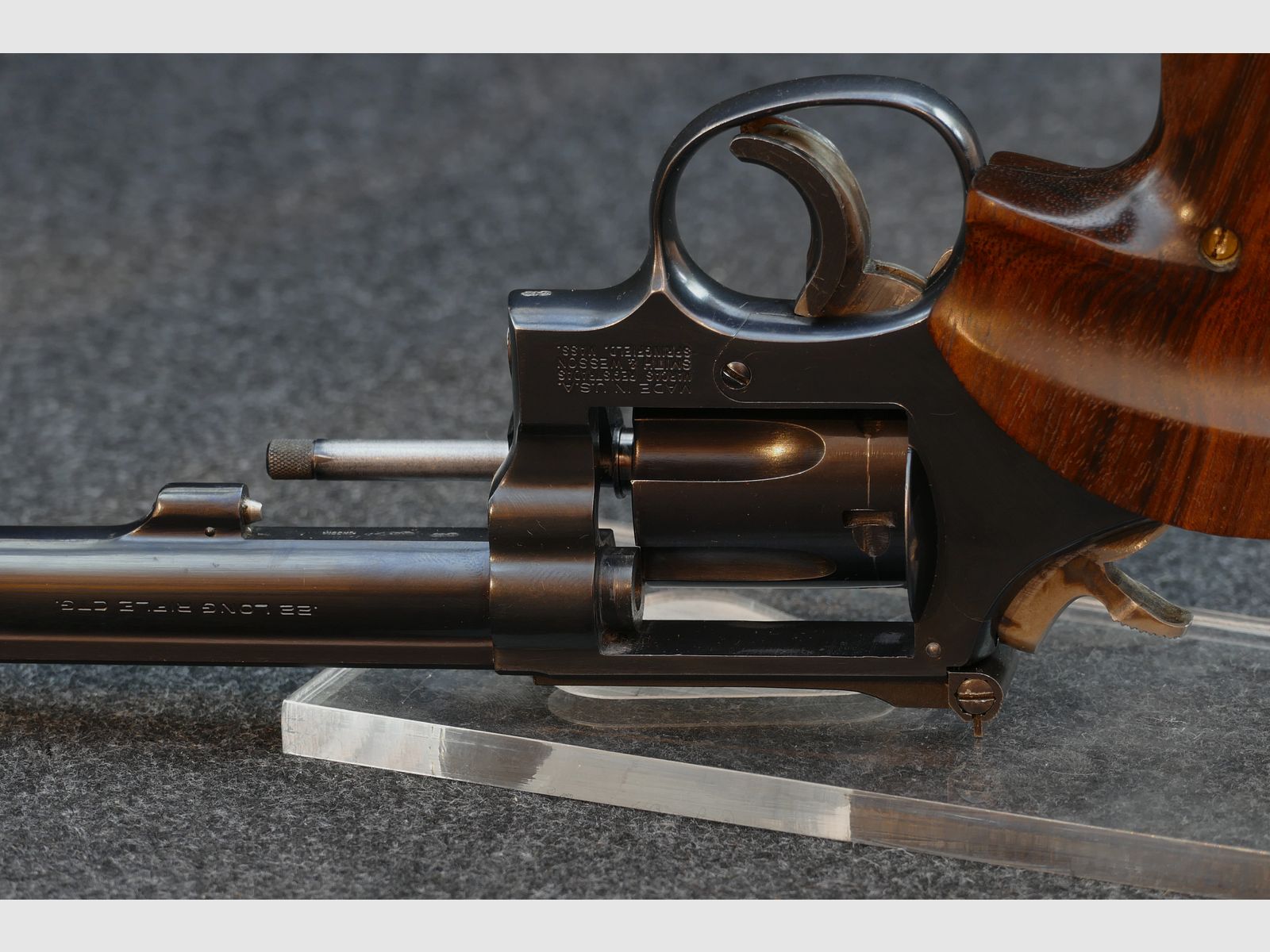 Smith & Wesson Model 17-5 — 6" (152 mm) • .22 LR