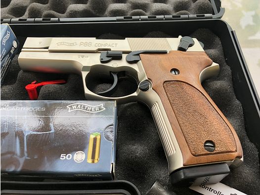 Schreckschuss Pistole Walther P88 Compact nickel Holzgrifff Kaliber 9 mm P.A.K. (P18)+ 110 Schuss für 