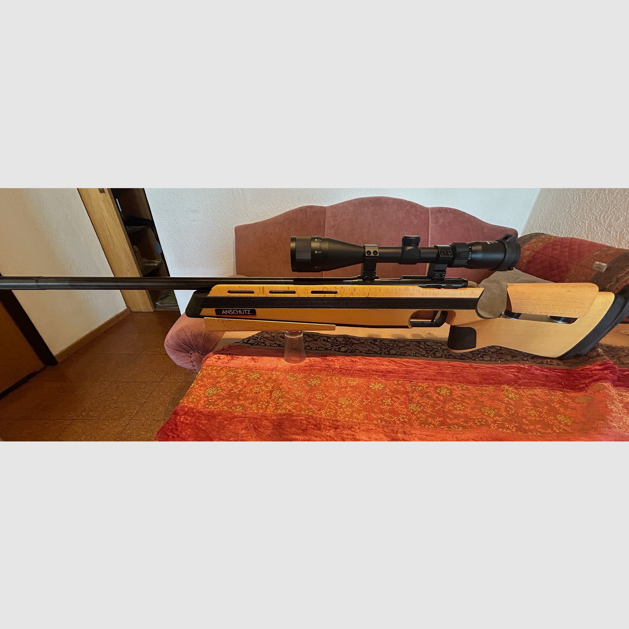 Anschütz 1807 kaliber 22 met Simalux