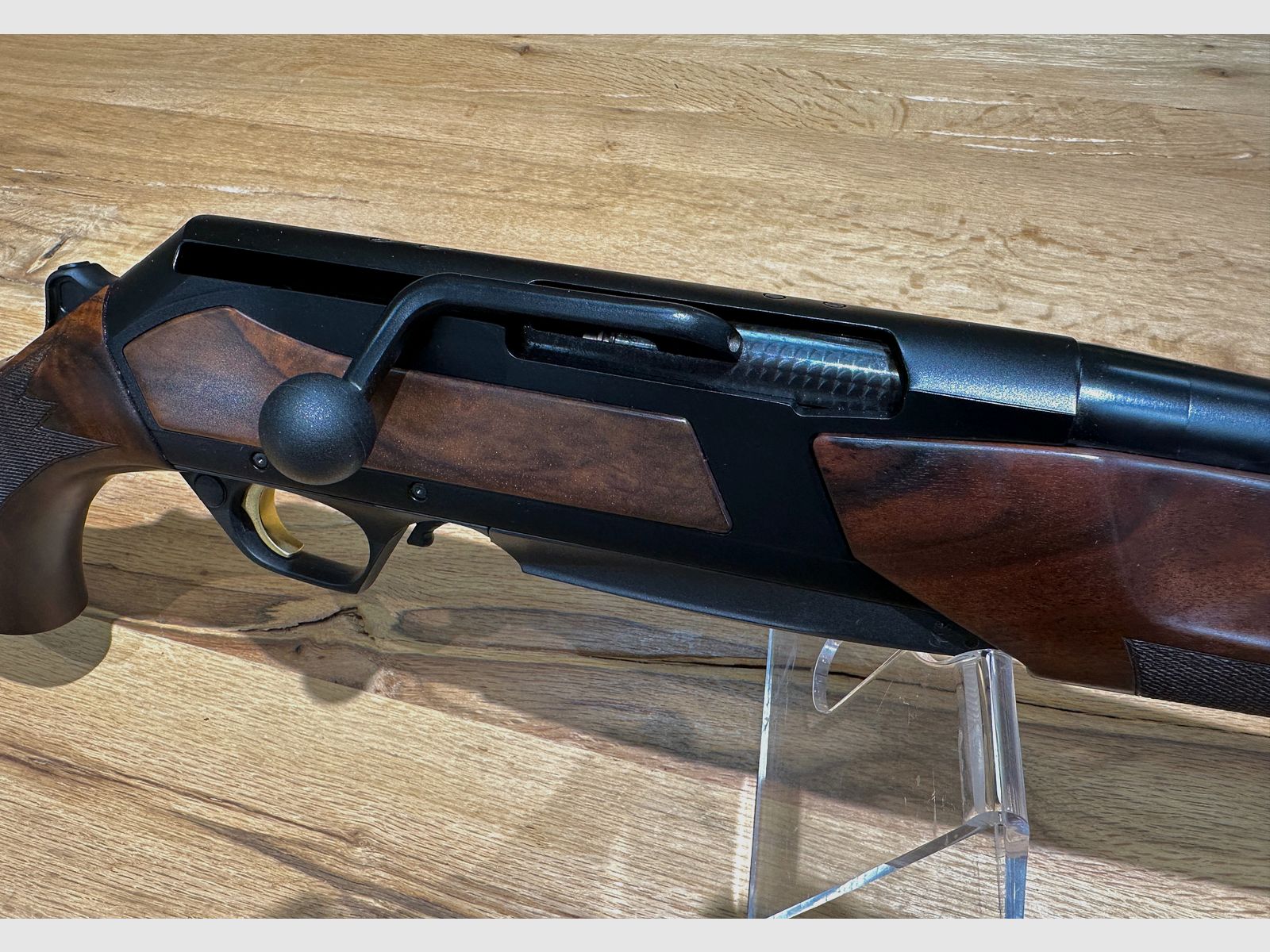 Rifle de repetición Browning Mod. Maral estriado Cal. .308 Win.