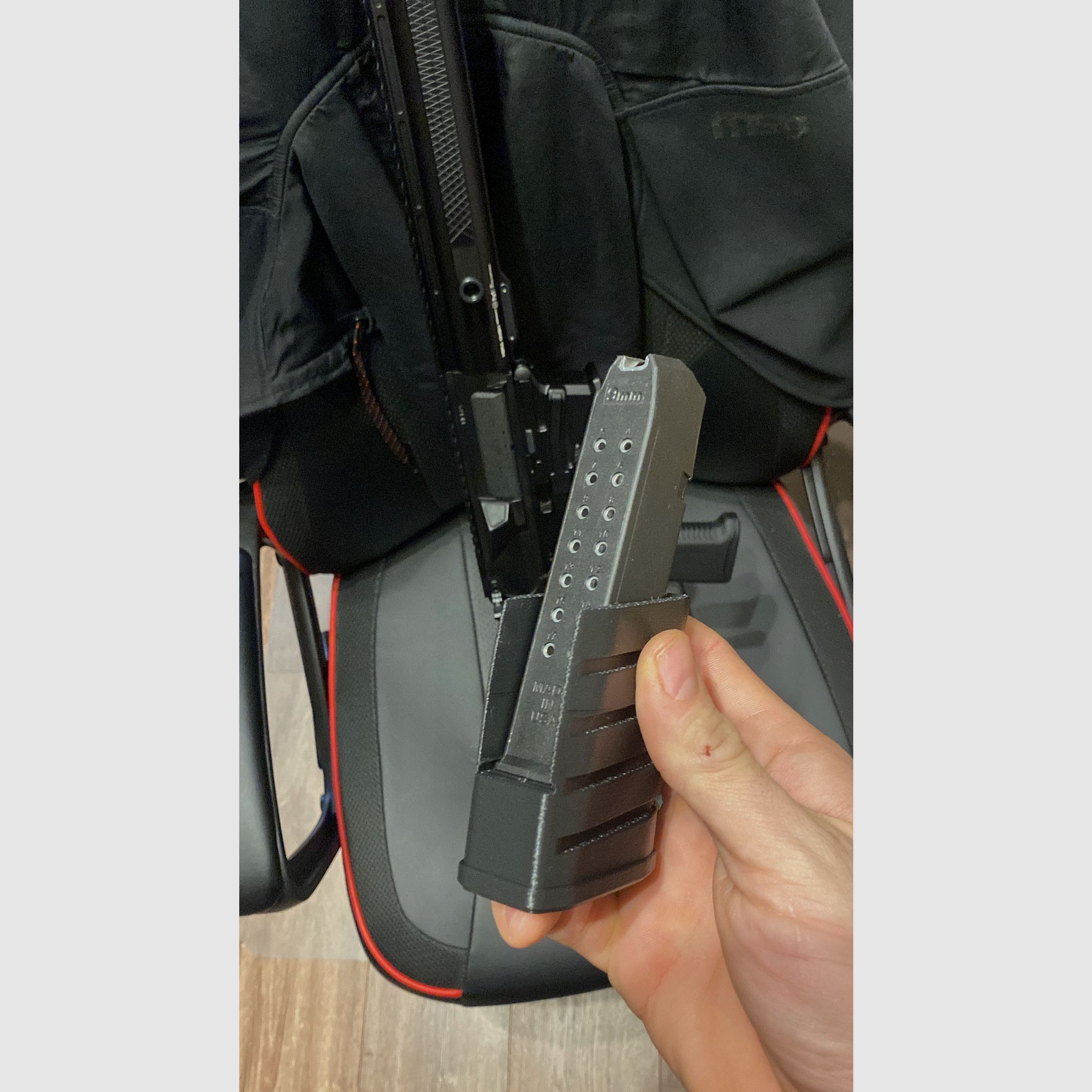 Magazine extension / grip for Hera The 9er 9mm (Glock)