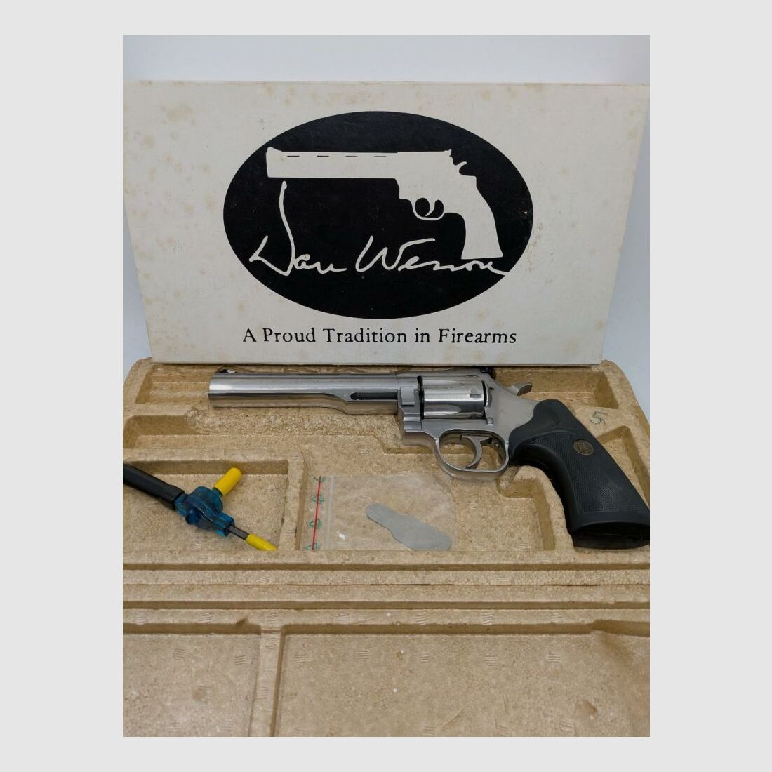 Dan Wesson 732